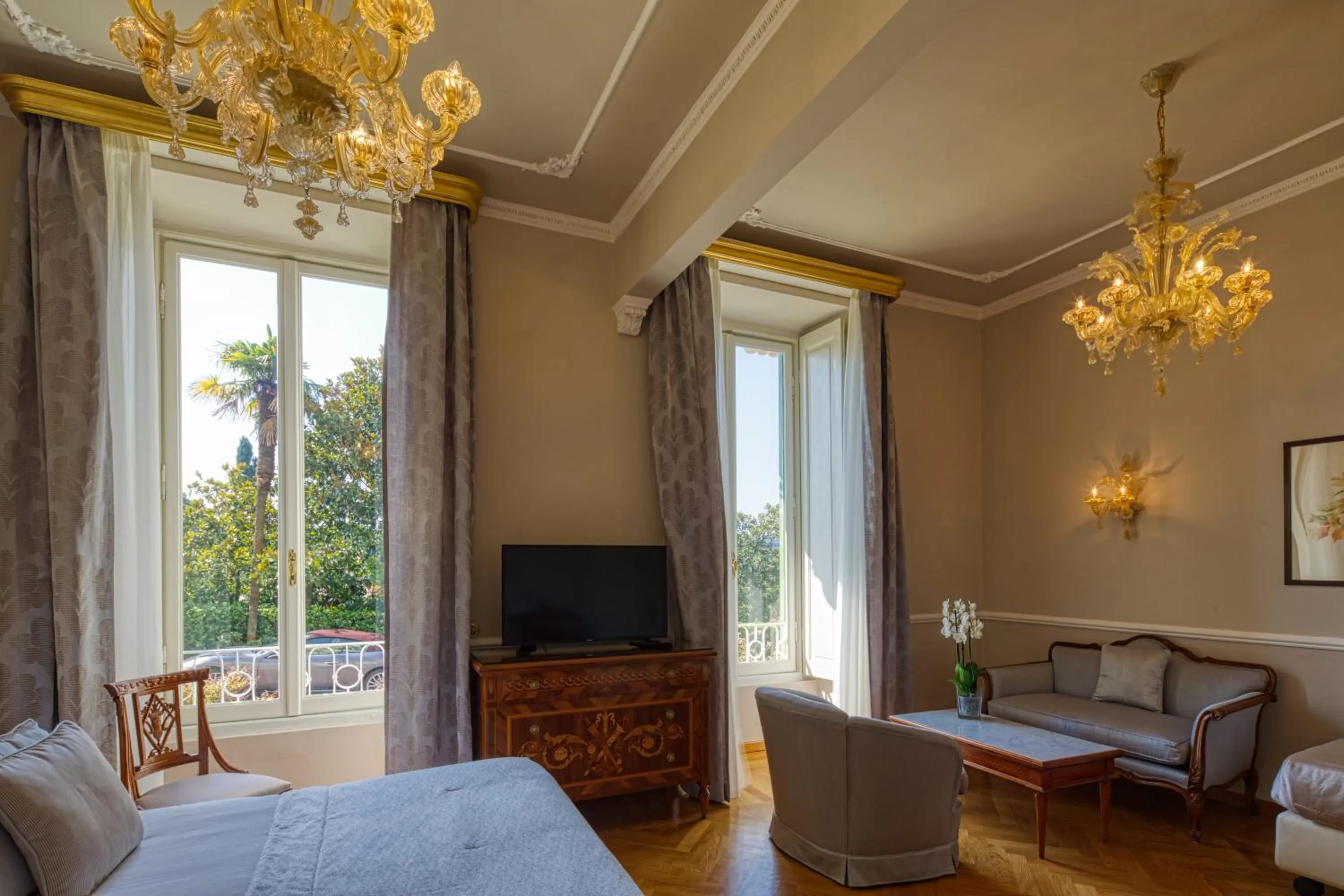 Street view, Bed in Imperiale Palace Hotel