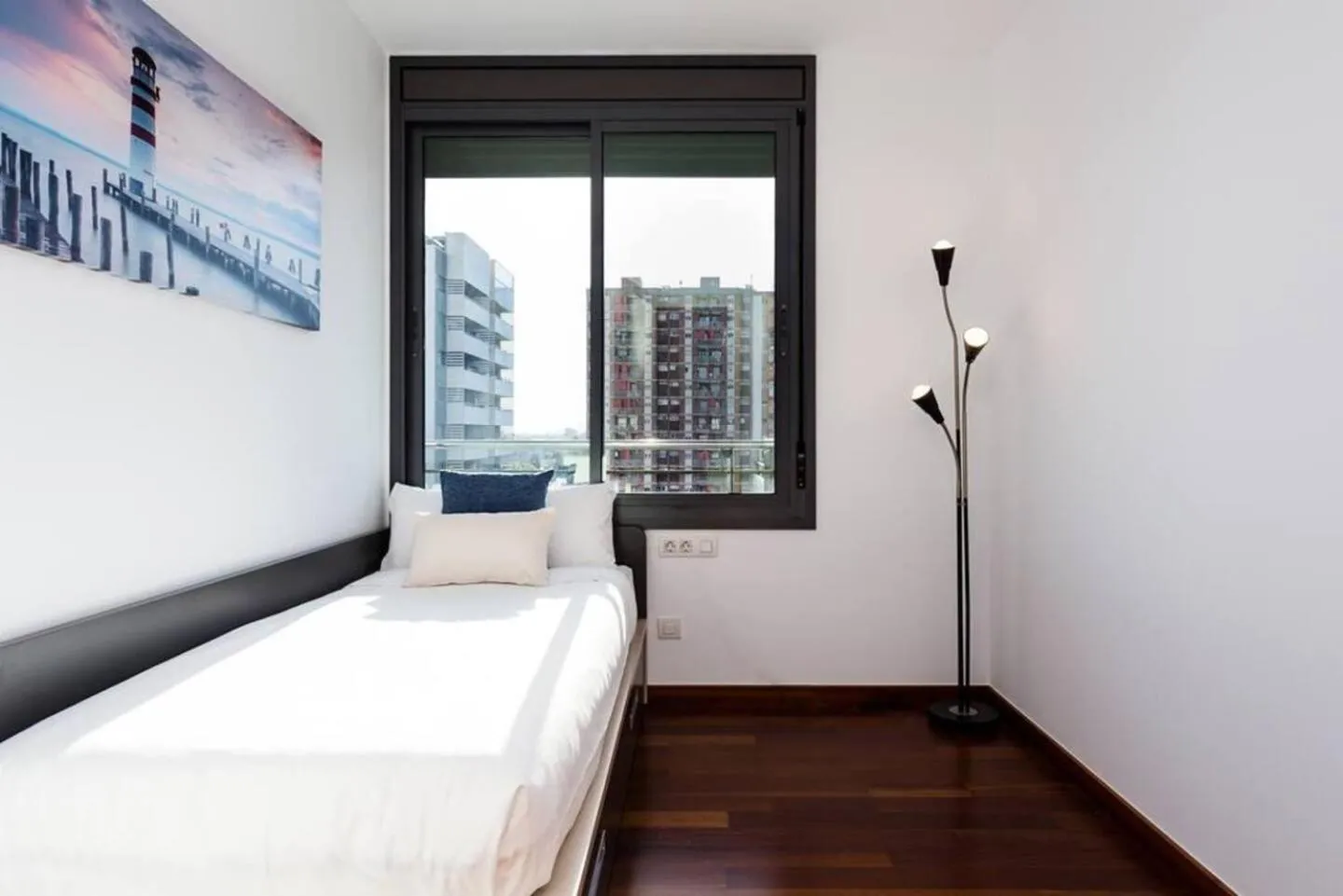 Bed in Modern Luxury Apartment Fira Bcn