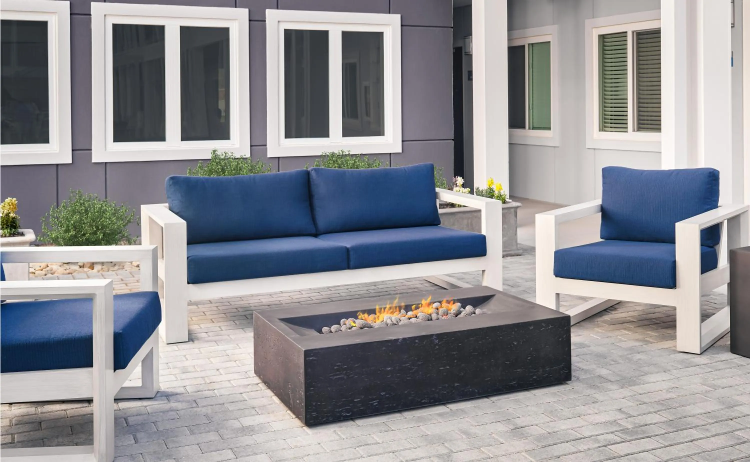 Patio in stayAPT Suites San Antonio-Lackland