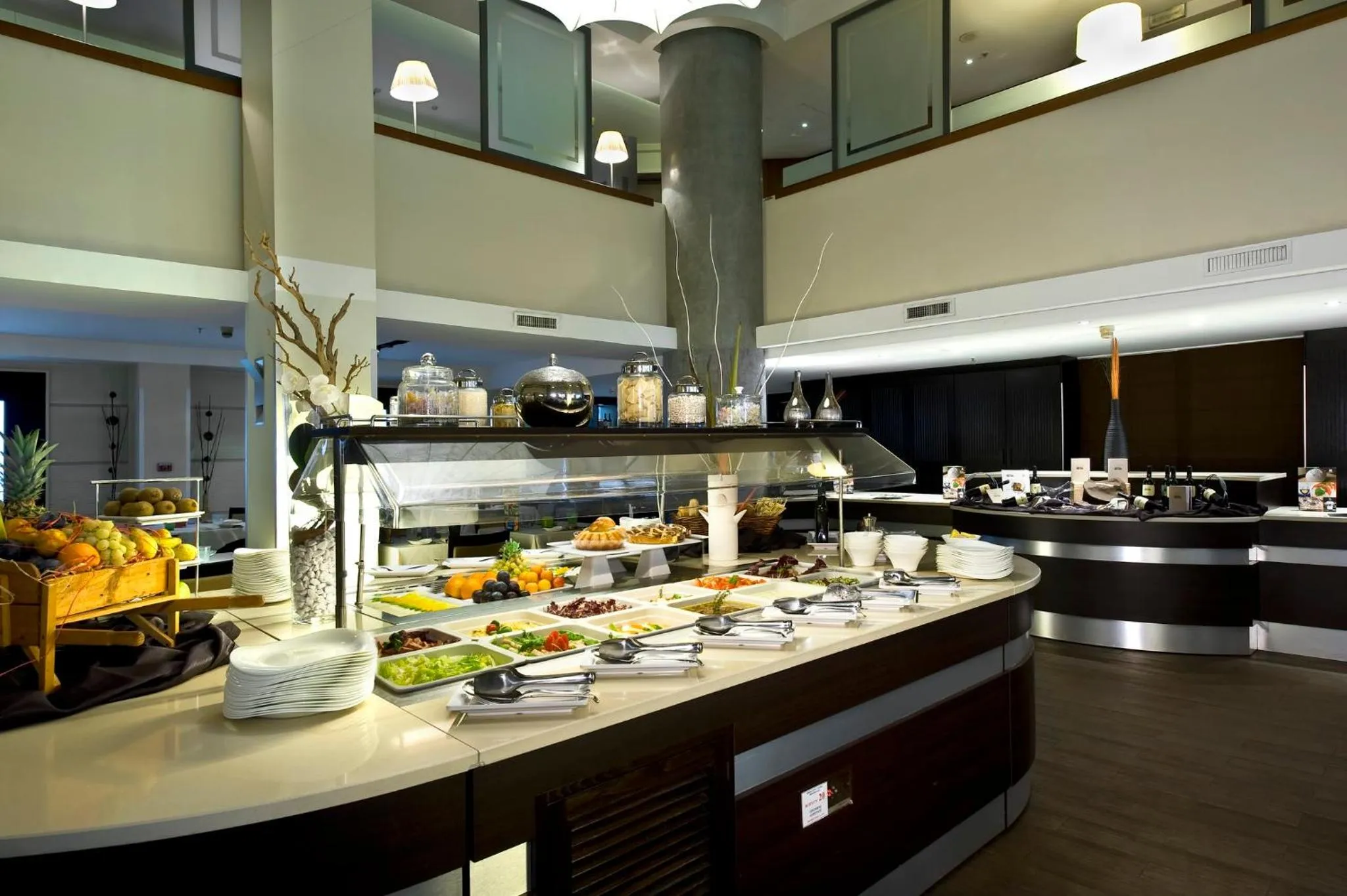 Restaurant/places to eat in Holiday Inn Naples by IHG