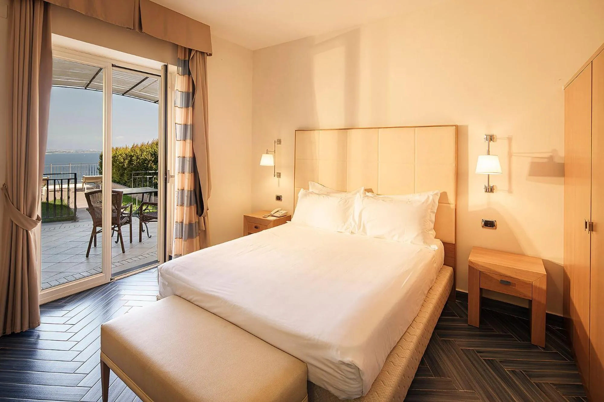 Bed in Hotel Raito Wellness & SPA