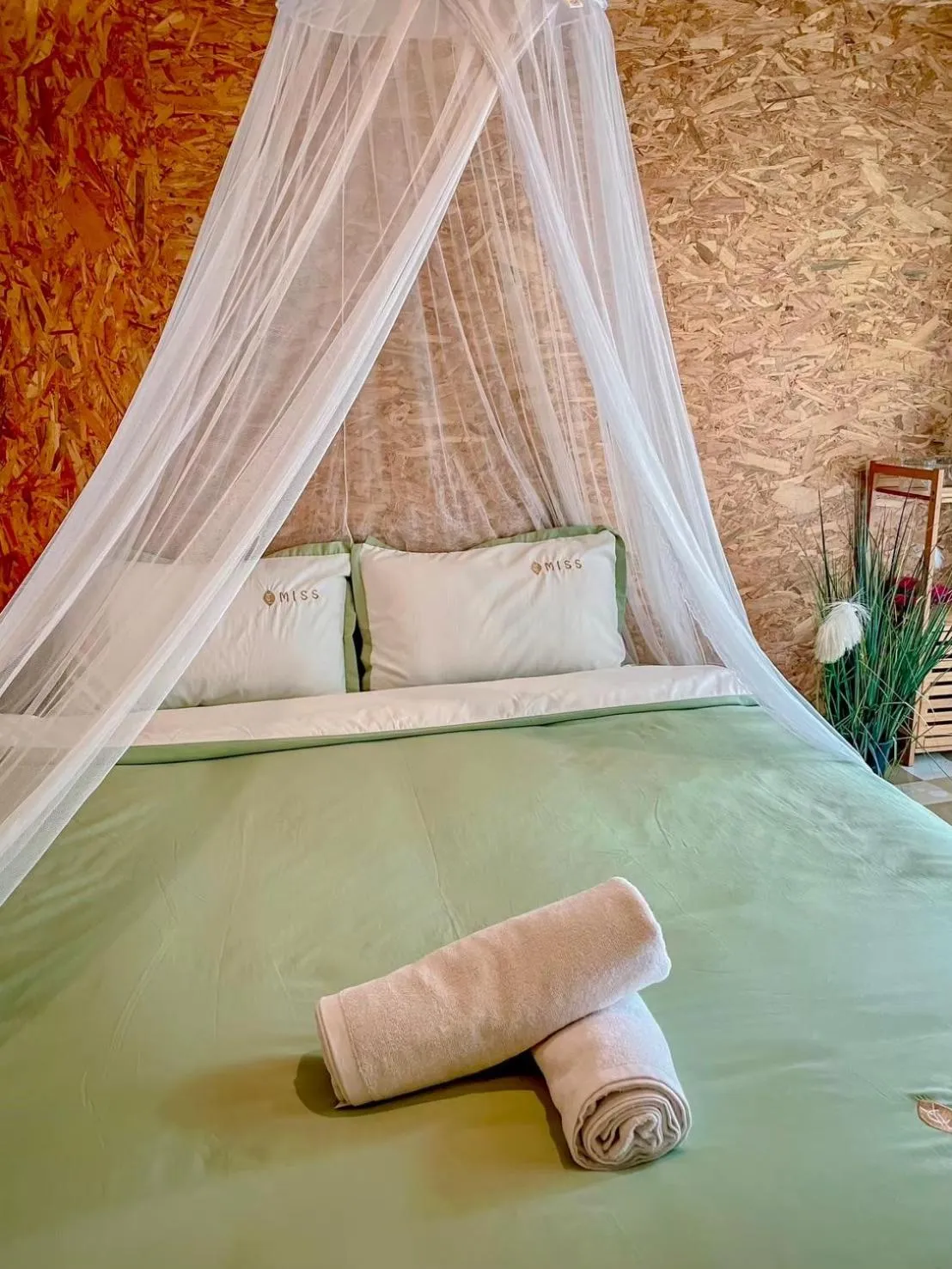 Bed in 3 Pok Maewang jinxiang Gold elephant park