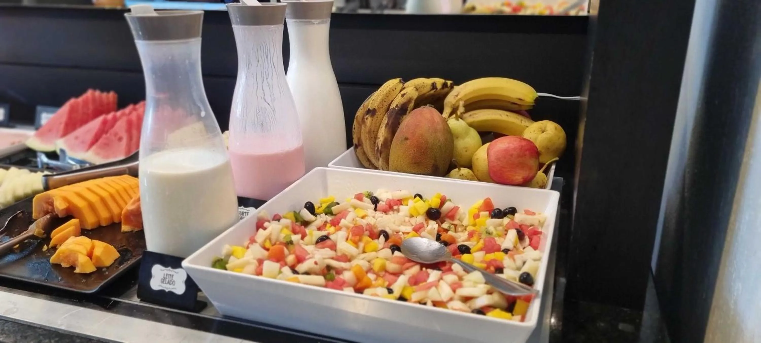 Food in Paraíso Suítes by Charlie