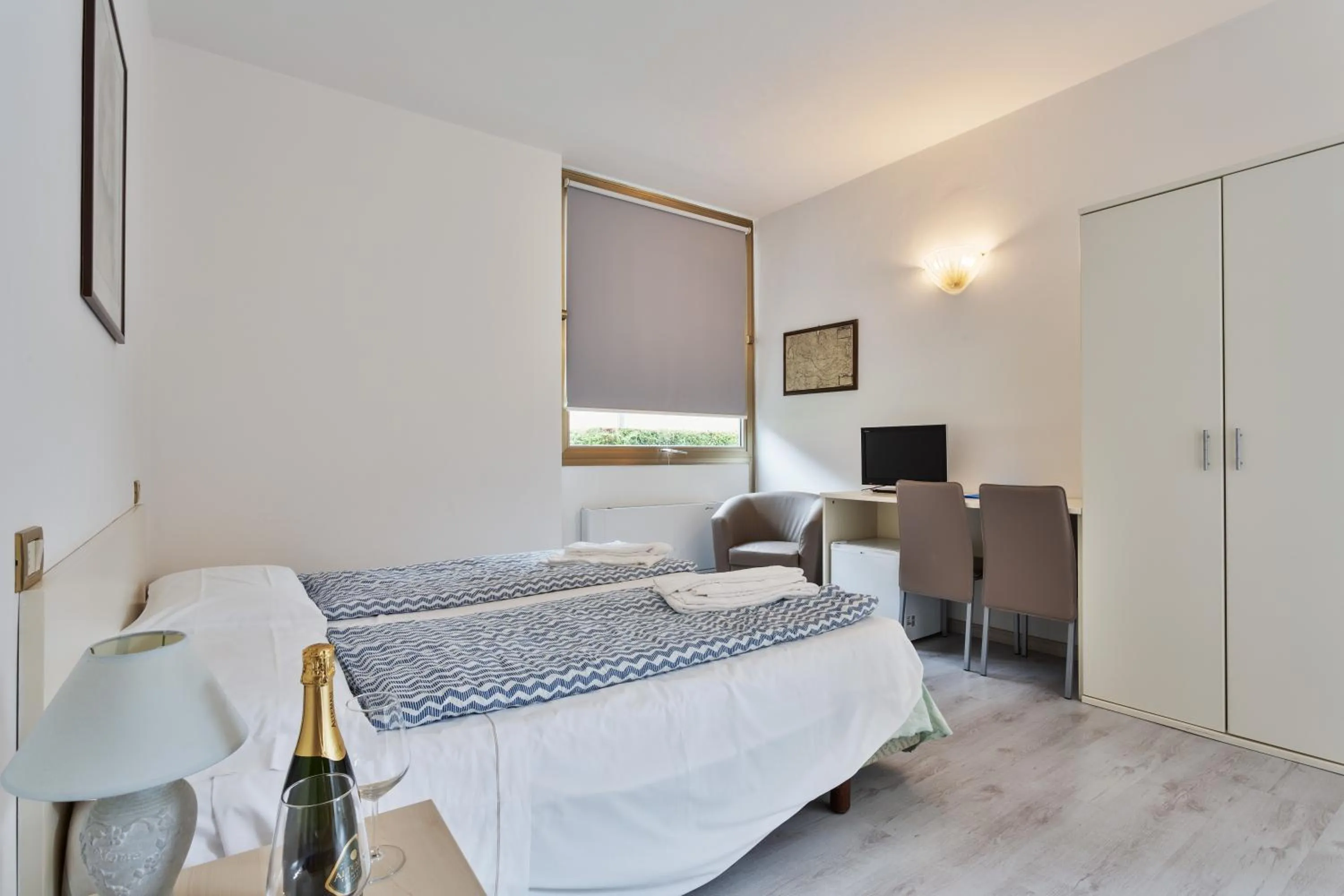 Bed in Hotel Gardesana