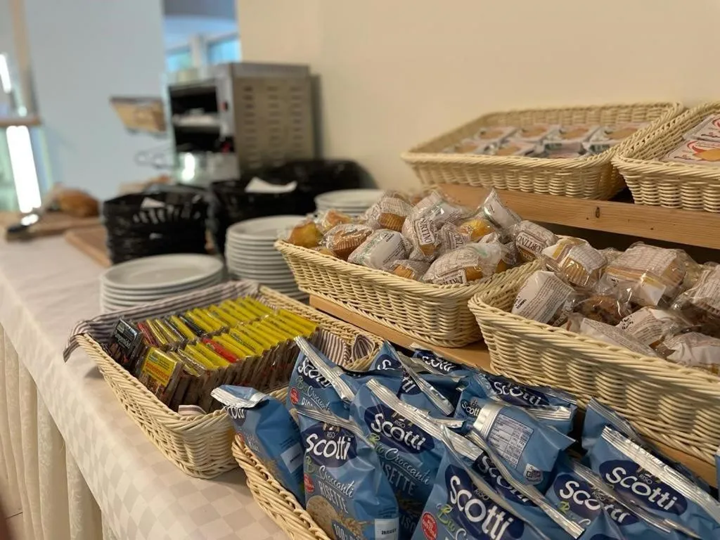 Breakfast in Hotel Gardesana