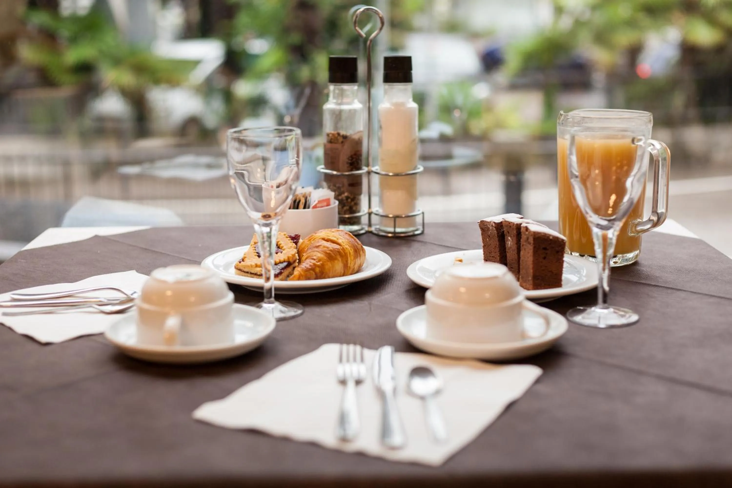 Food and drinks in Hotel Gardesana