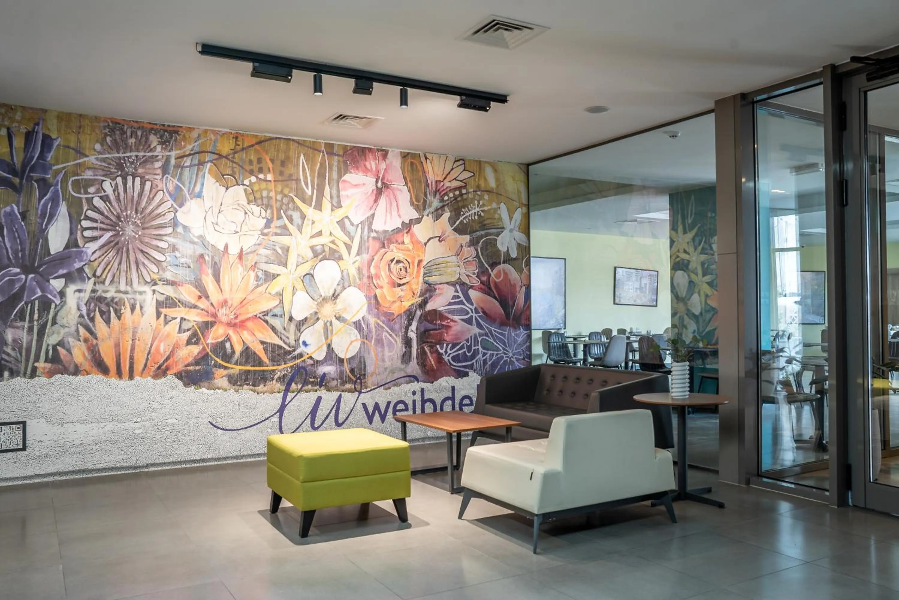 Seating area in Liv Weibdeh Hotel Suites