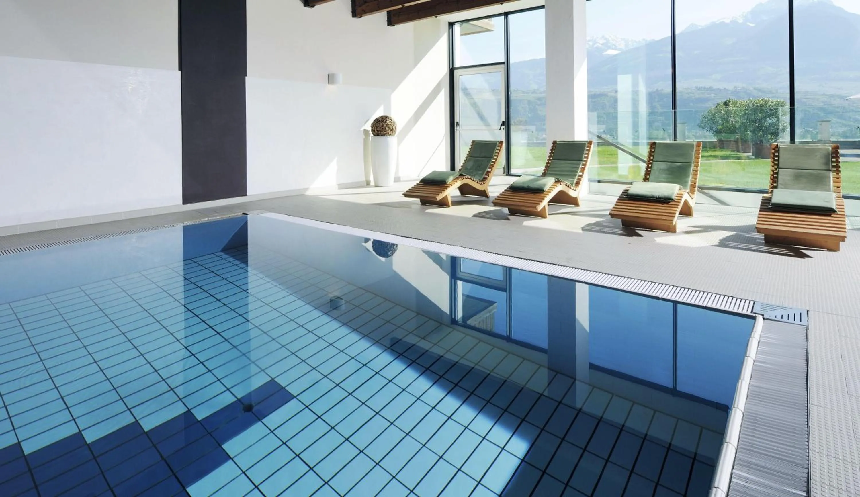 Mountain view in Bio & Wellnesshotel Pazeider - Healing Garden above Meran