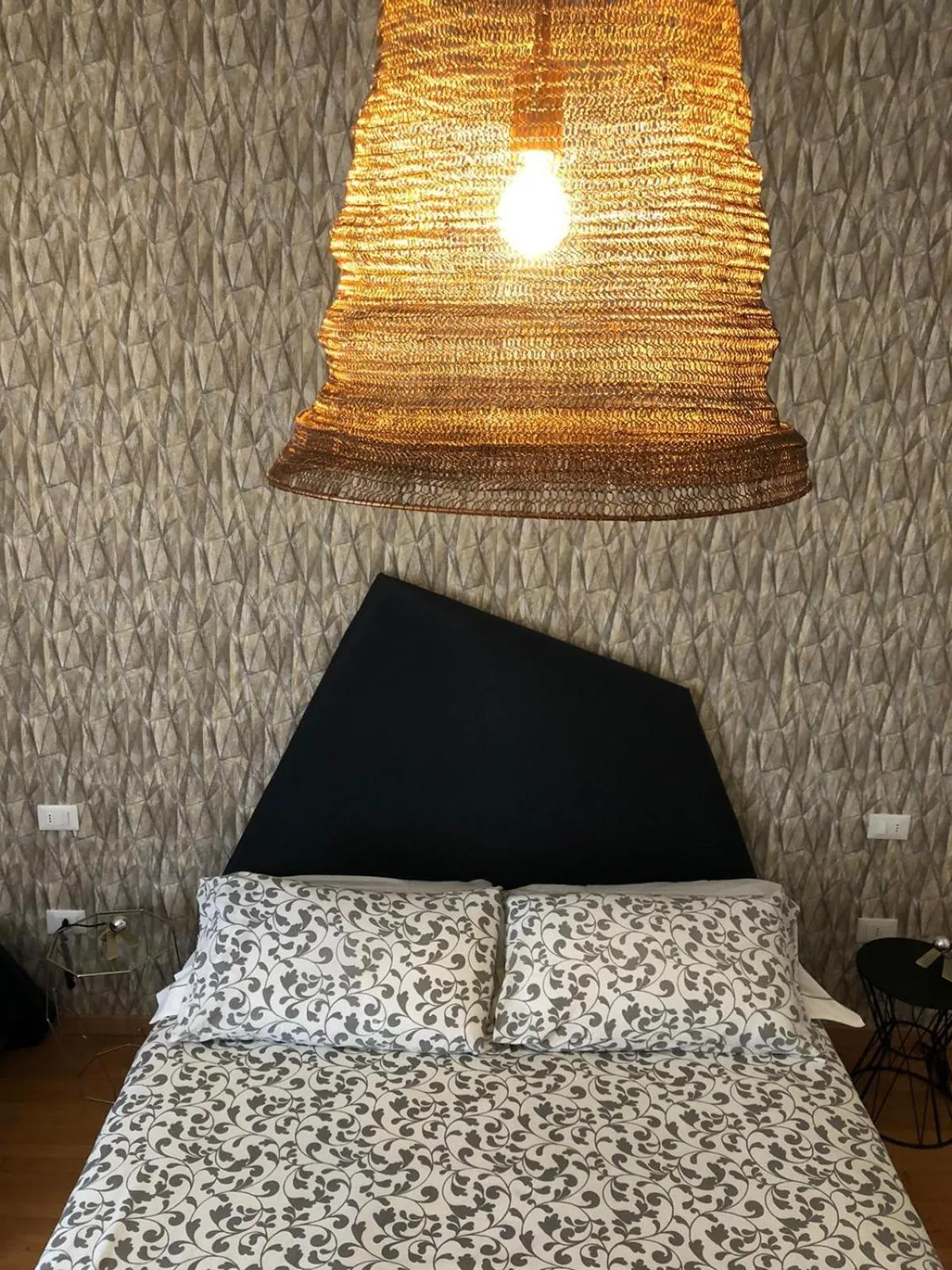 Bed in House of Trento - NO Reception
