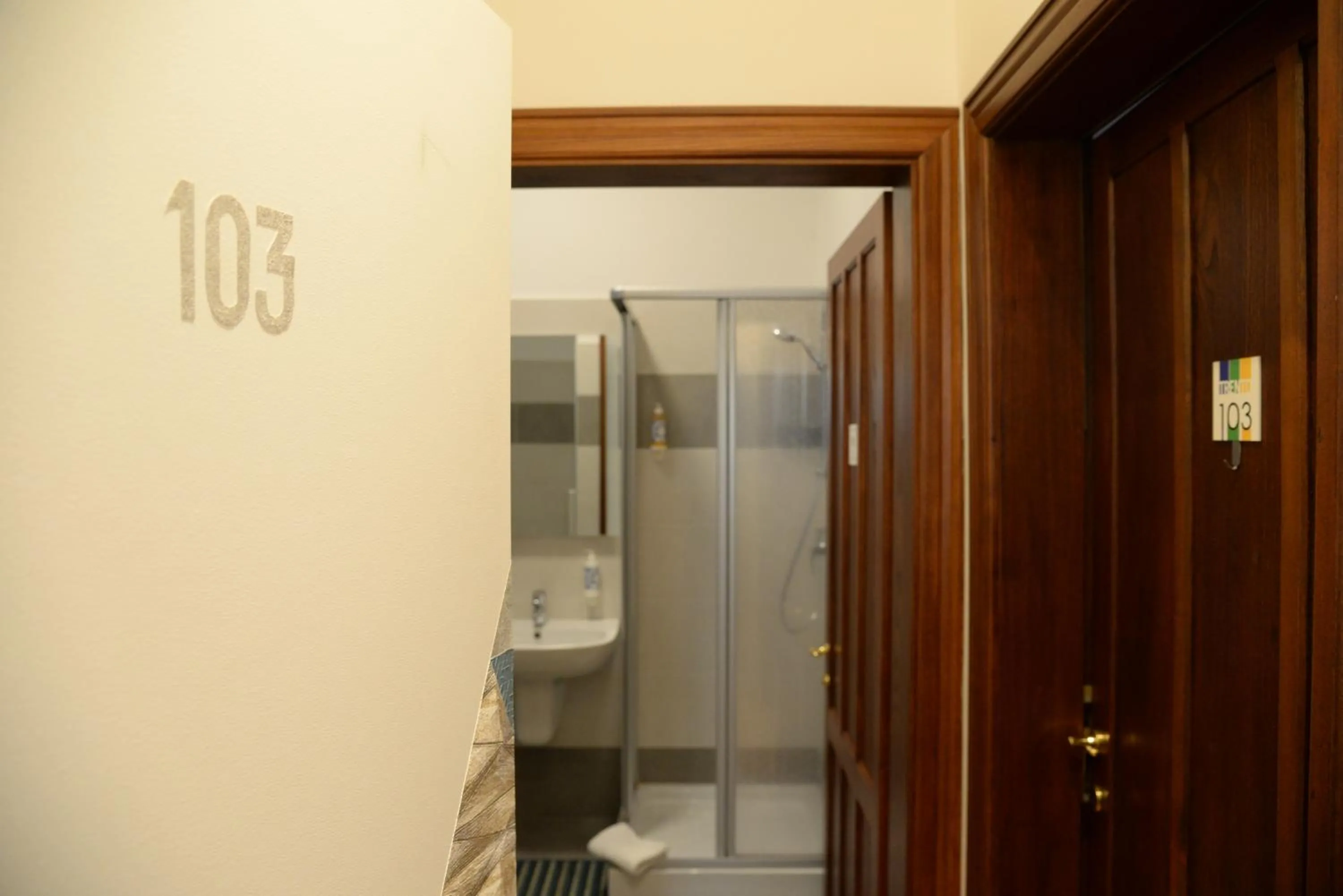 Bathroom in House of Trento - NO Reception