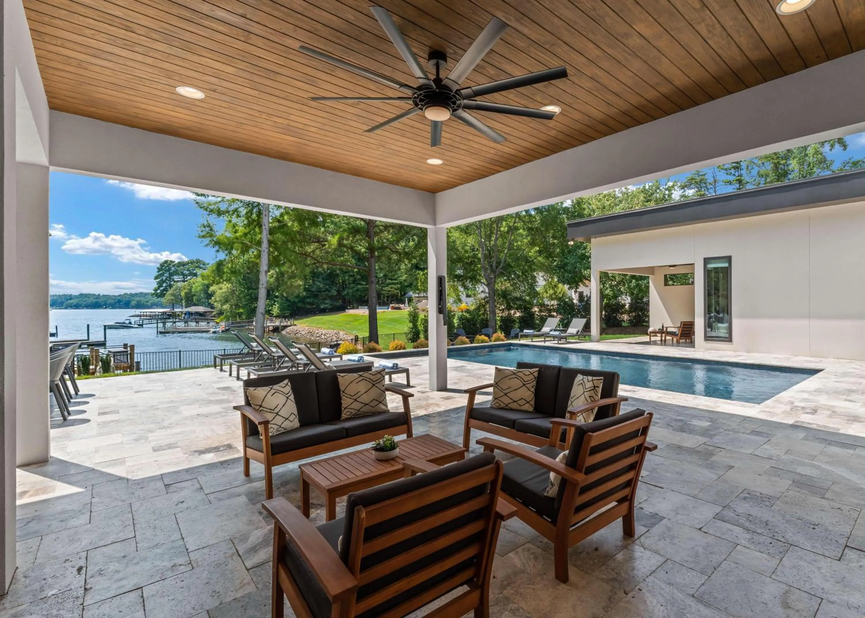 Shoreline on Stonemarker