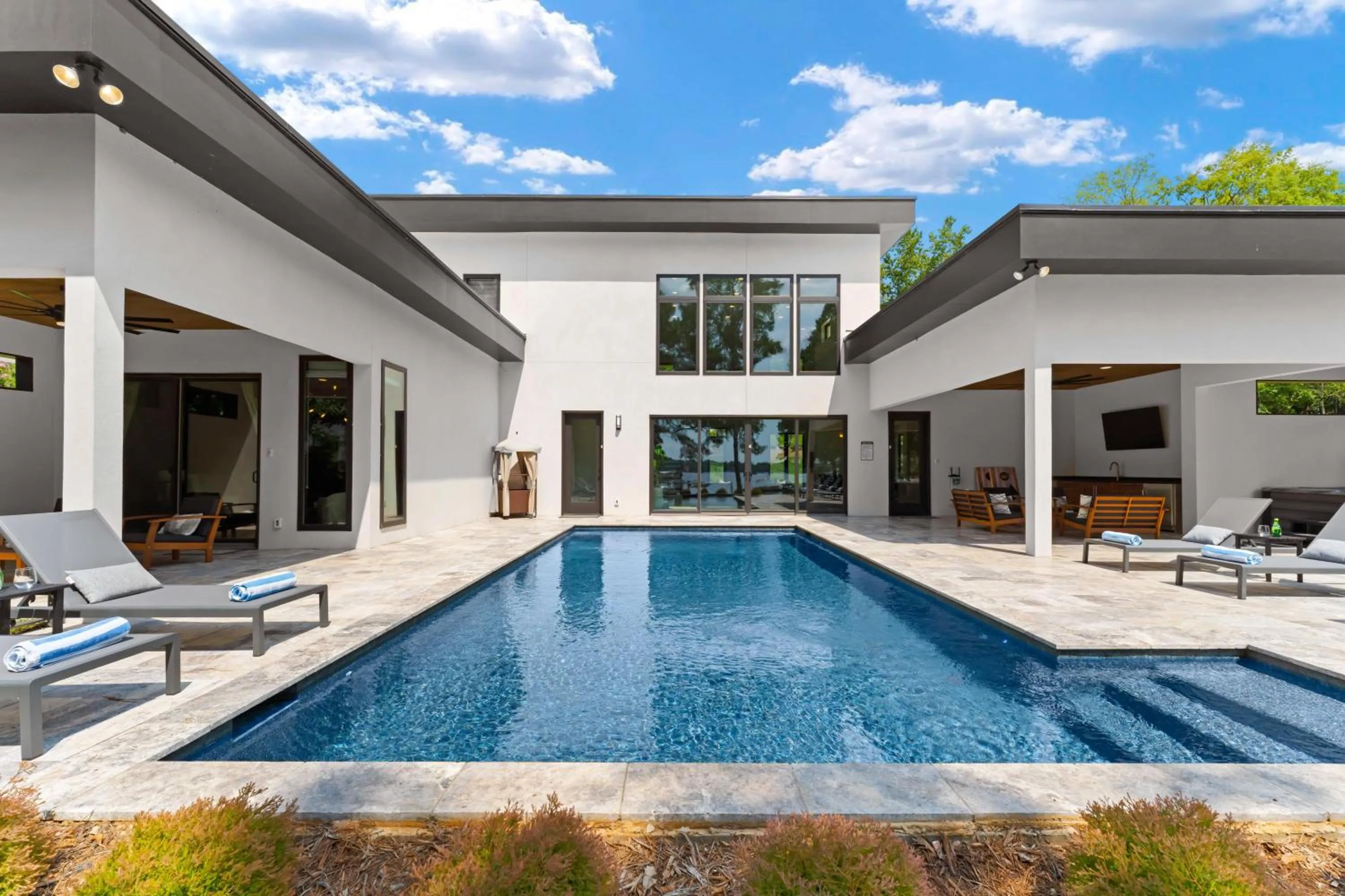 Shoreline on Stonemarker