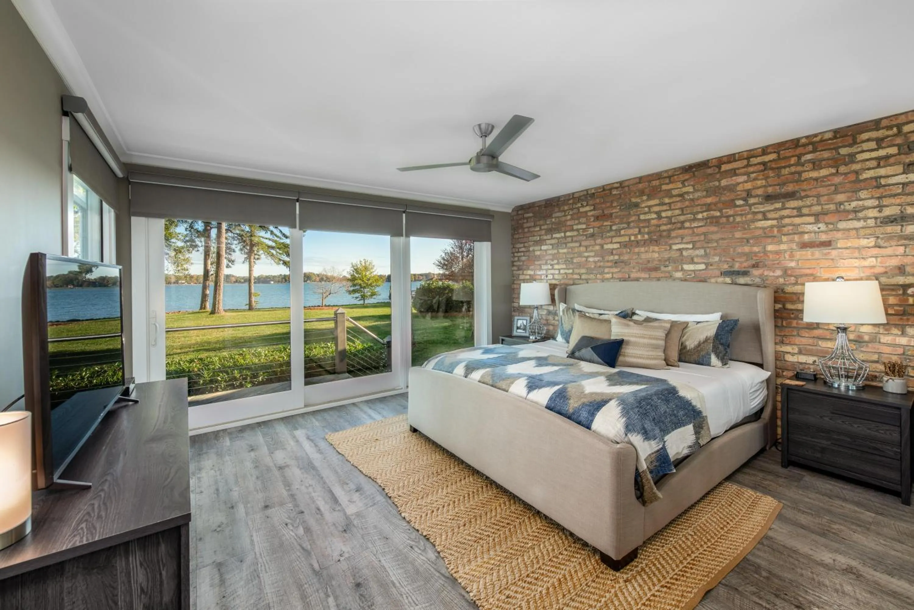 Bed in Lake Norman Playaway