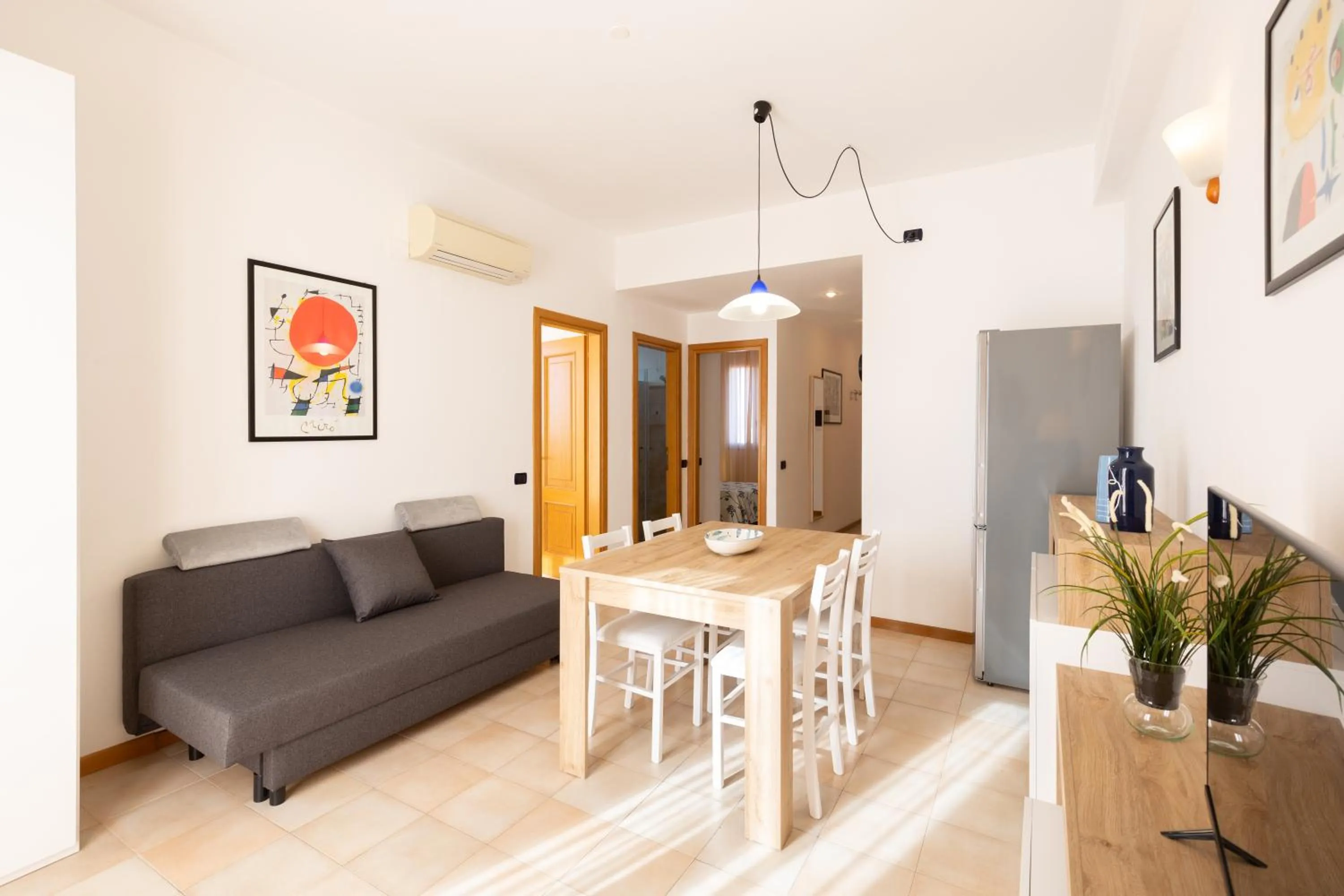 Dining area in Riviera Residence