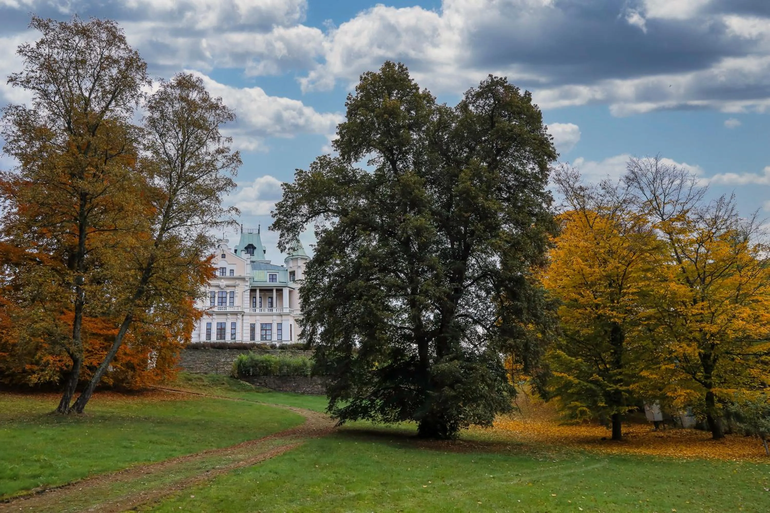 Natural landscape in Hotel U Zámečku Cihelny