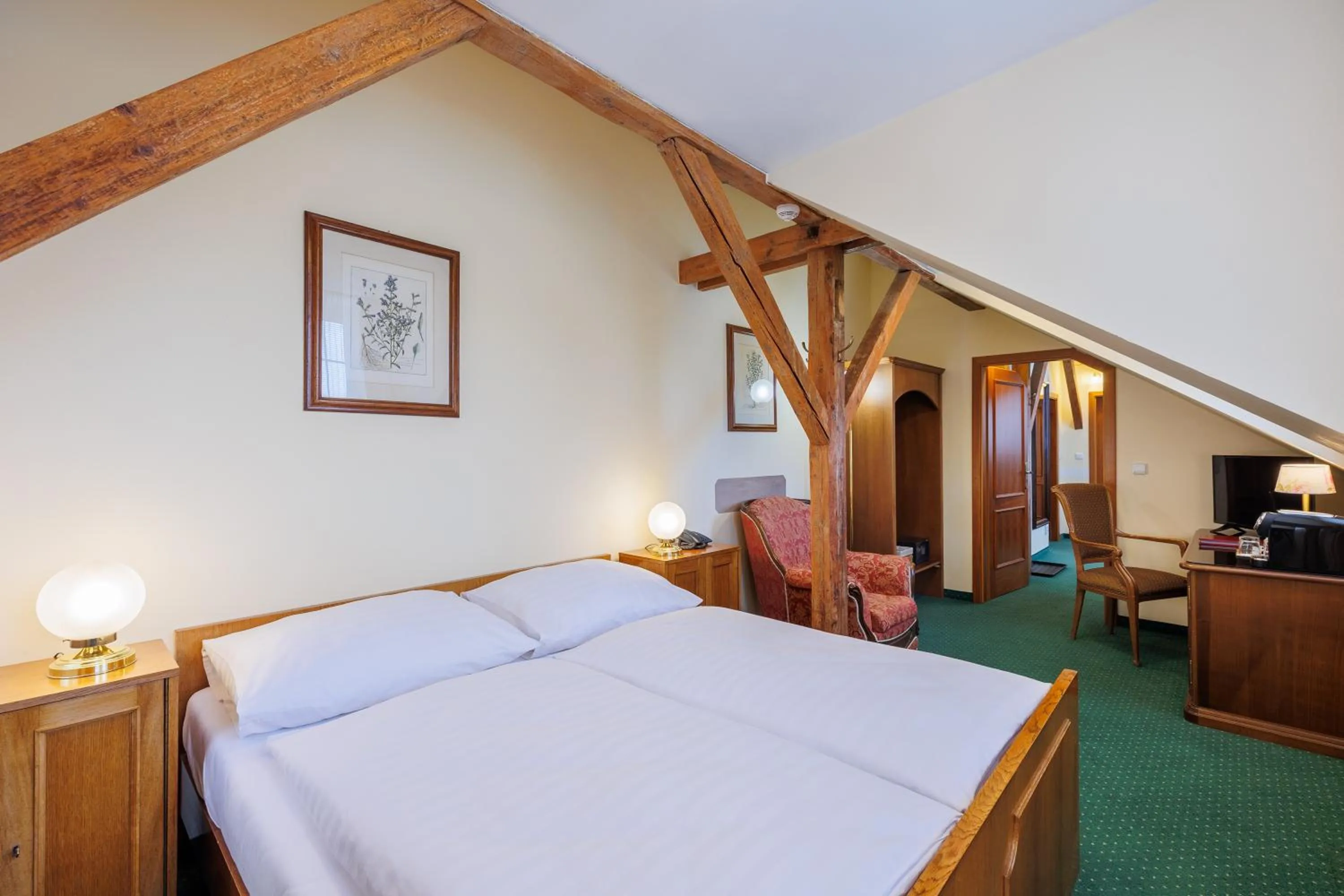 Photo of the whole room, Bed in Hotel U Zámečku Cihelny