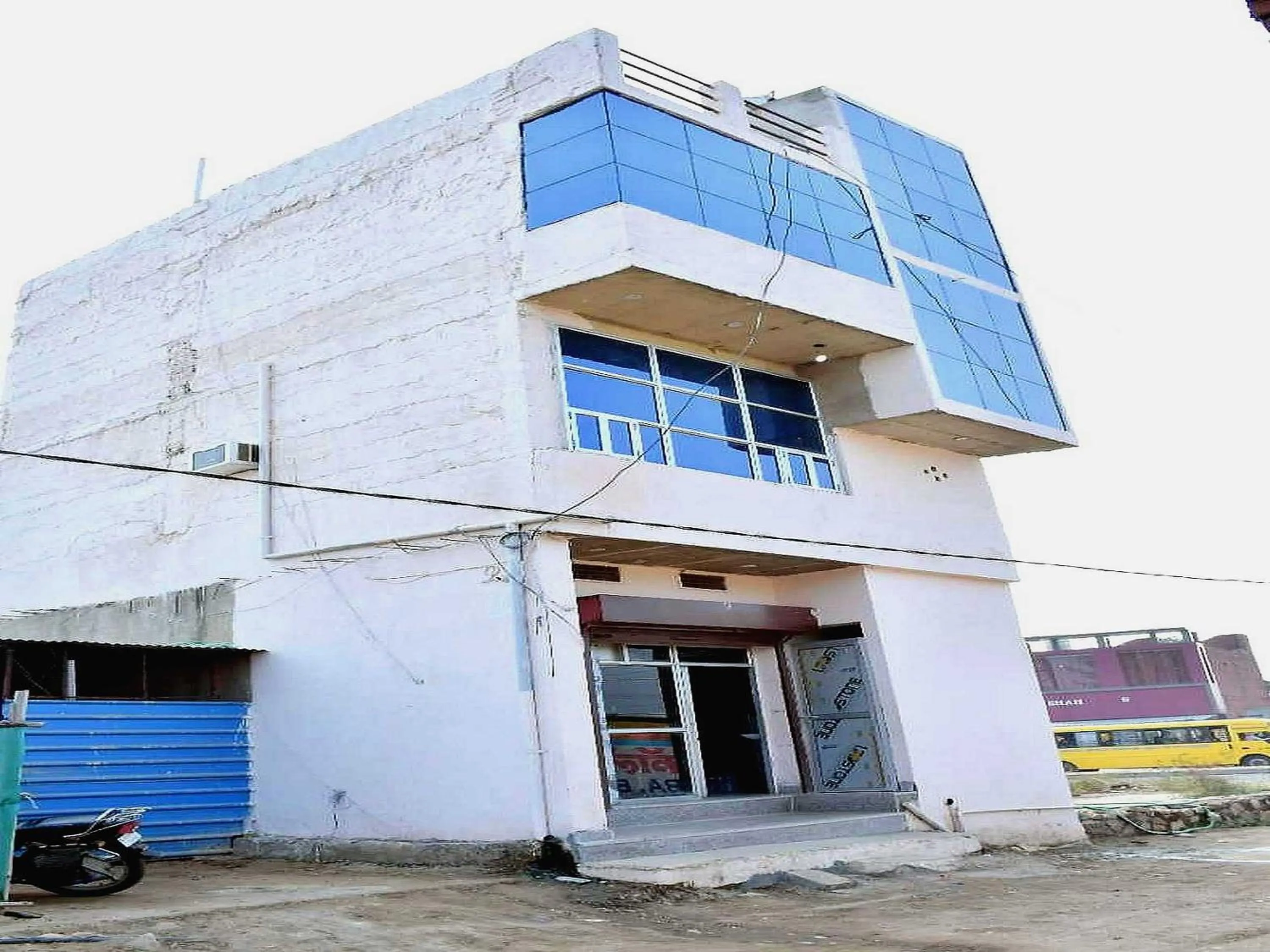 Facade/entrance in SPOT ON Harsh Hotel