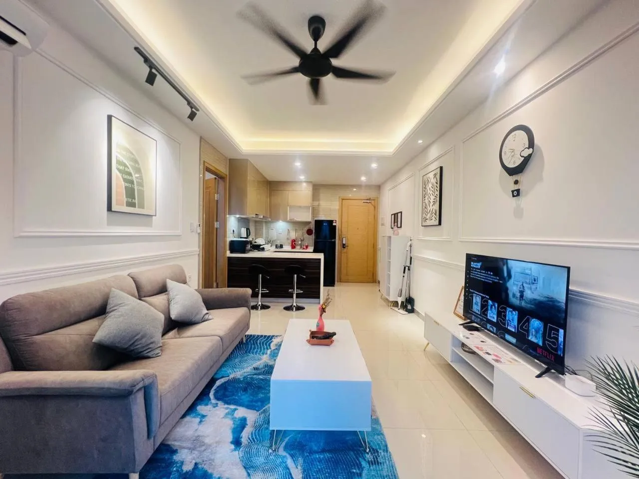 R&F PRINCESS COVE by ANJU