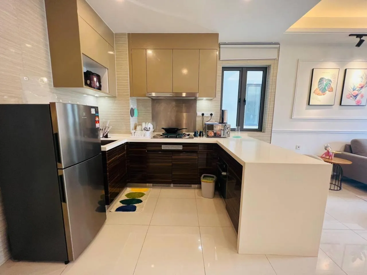 R&F PRINCESS COVE by ANJU