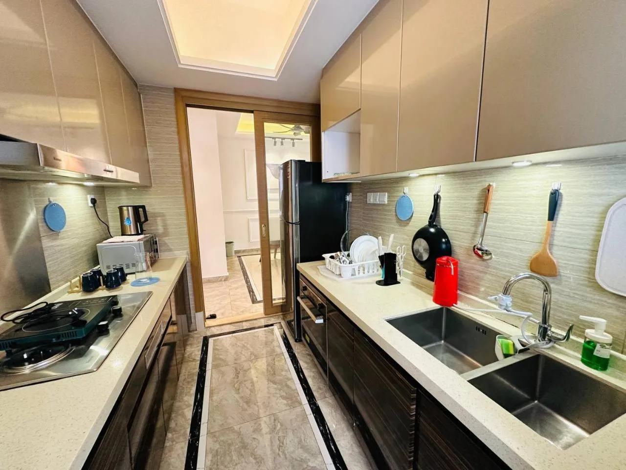 R&F PRINCESS COVE by ANJU