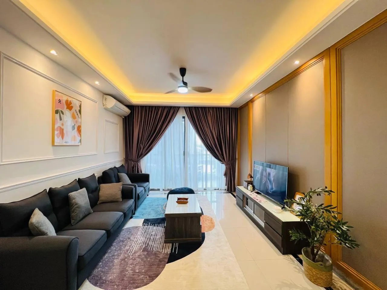 R&F PRINCESS COVE by ANJU