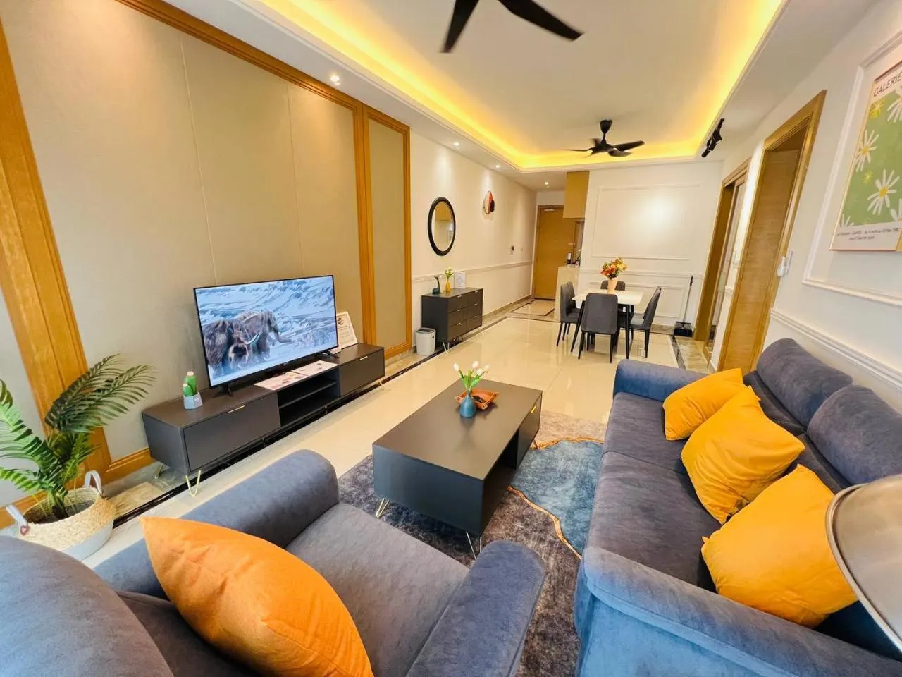 R&F PRINCESS COVE by ANJU