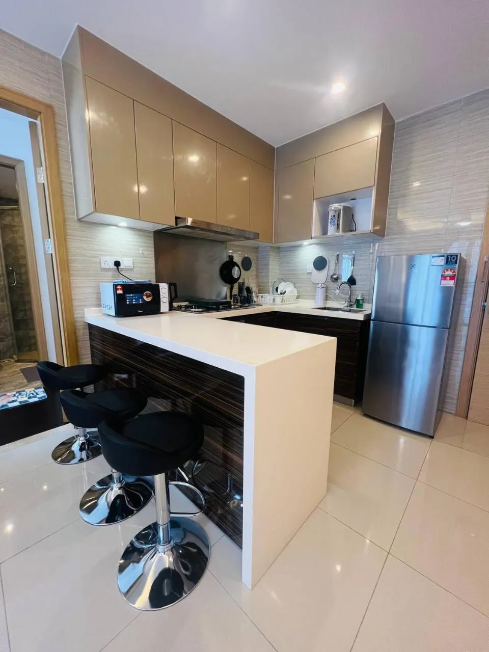 R&F PRINCESS COVE by ANJU