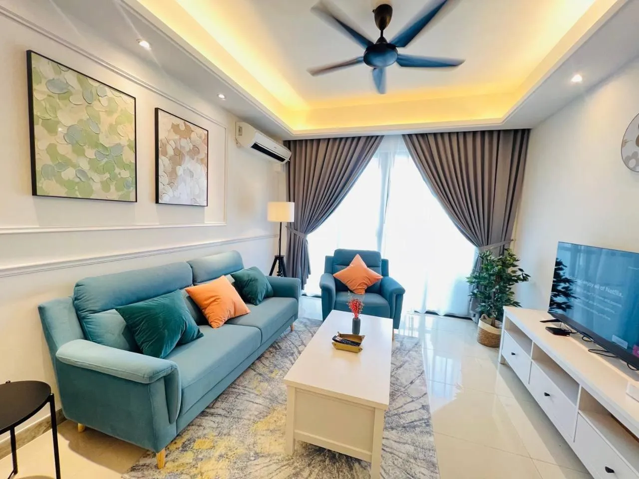 R&F PRINCESS COVE by ANJU