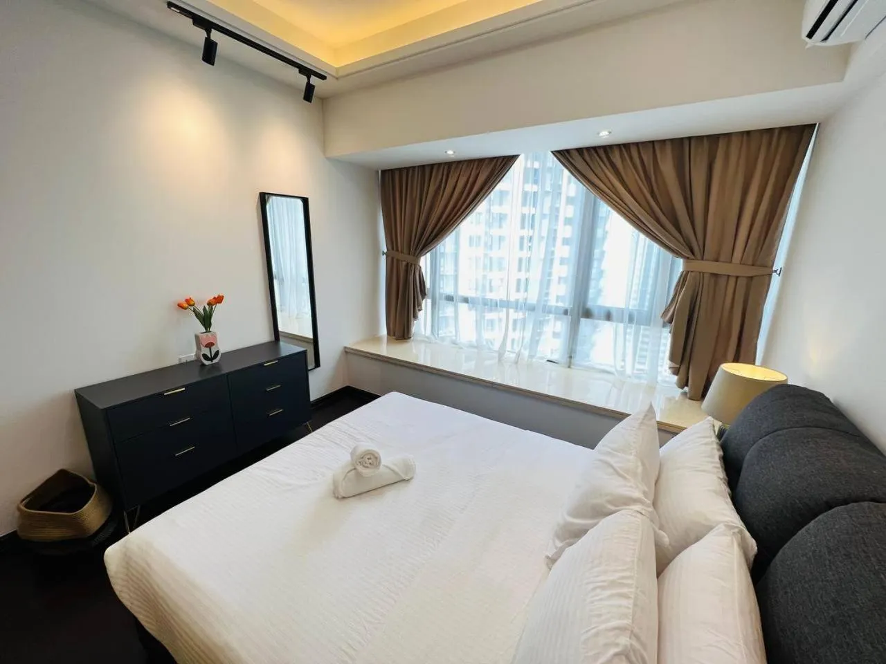 Bed in R&F PRINCESS COVE by ANJU