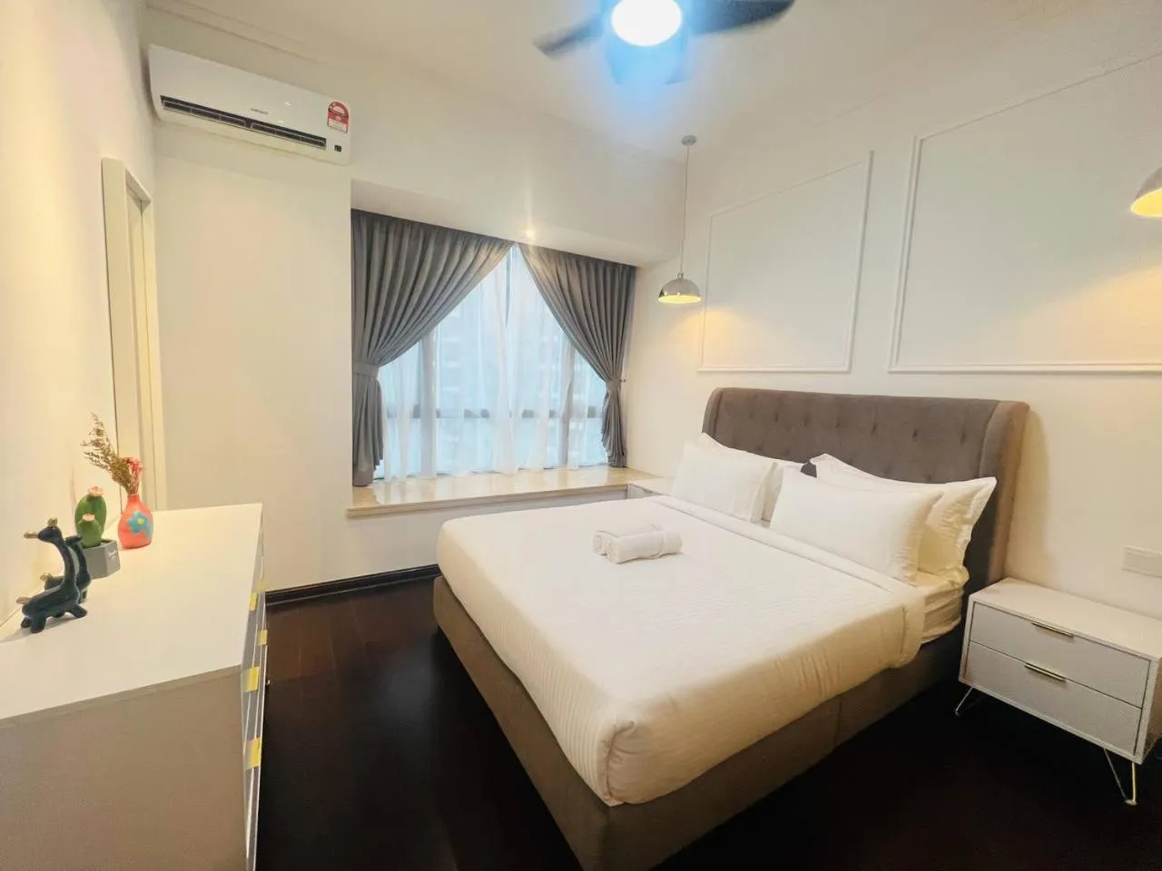 Bed in R&F PRINCESS COVE by ANJU