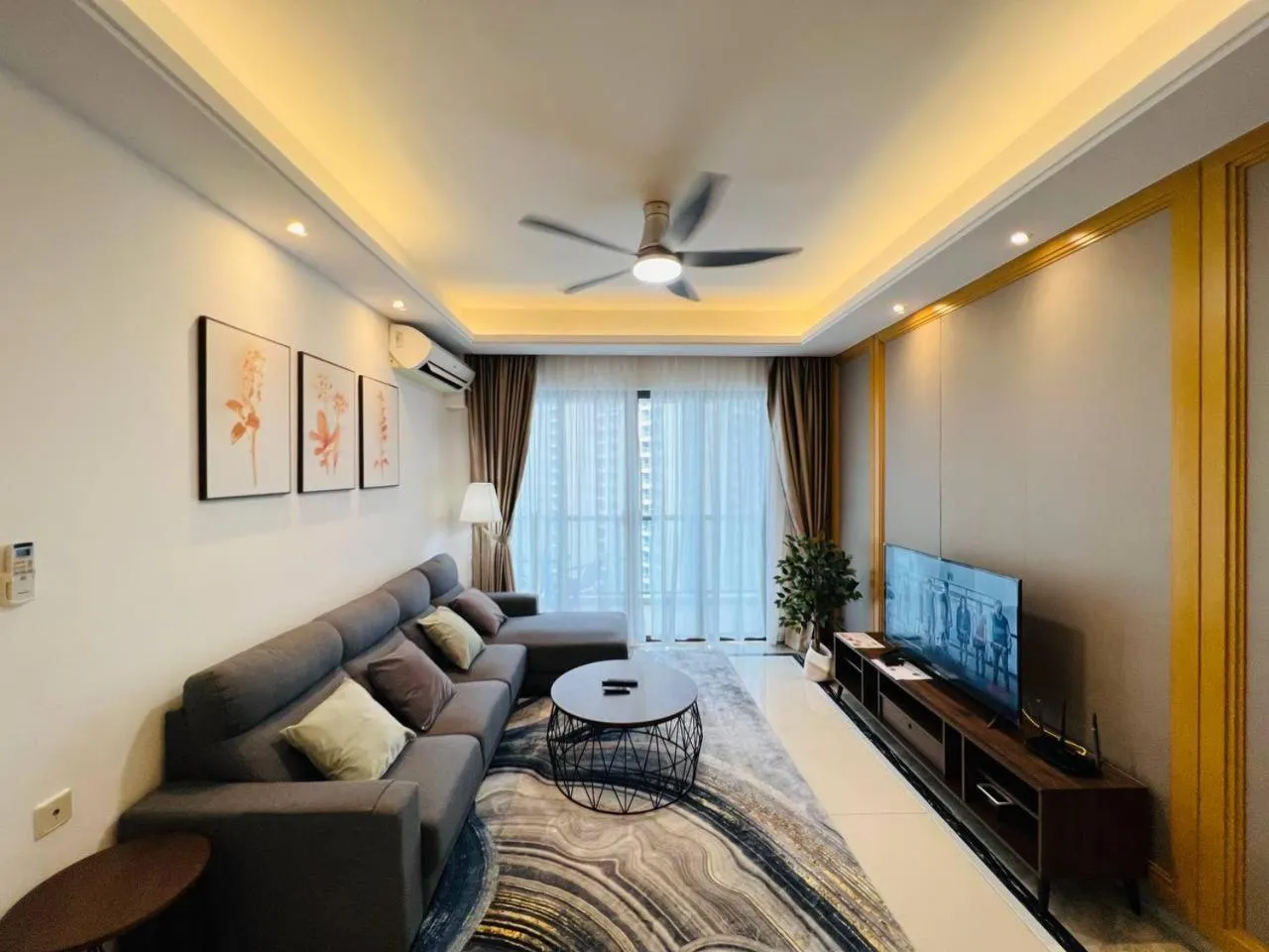 R&F PRINCESS COVE by ANJU