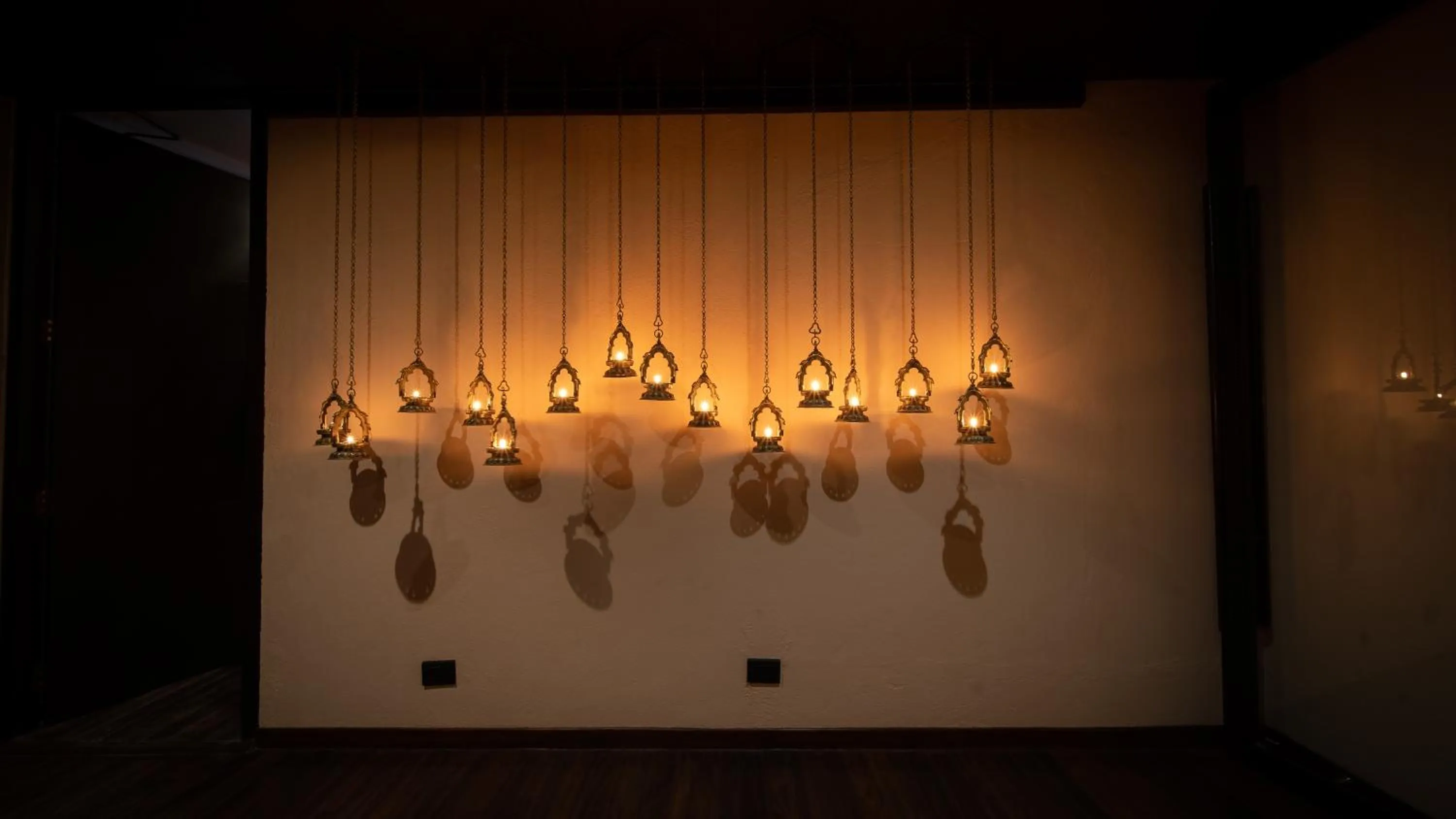 Communal lounge/ TV room in Kavya Himalayas