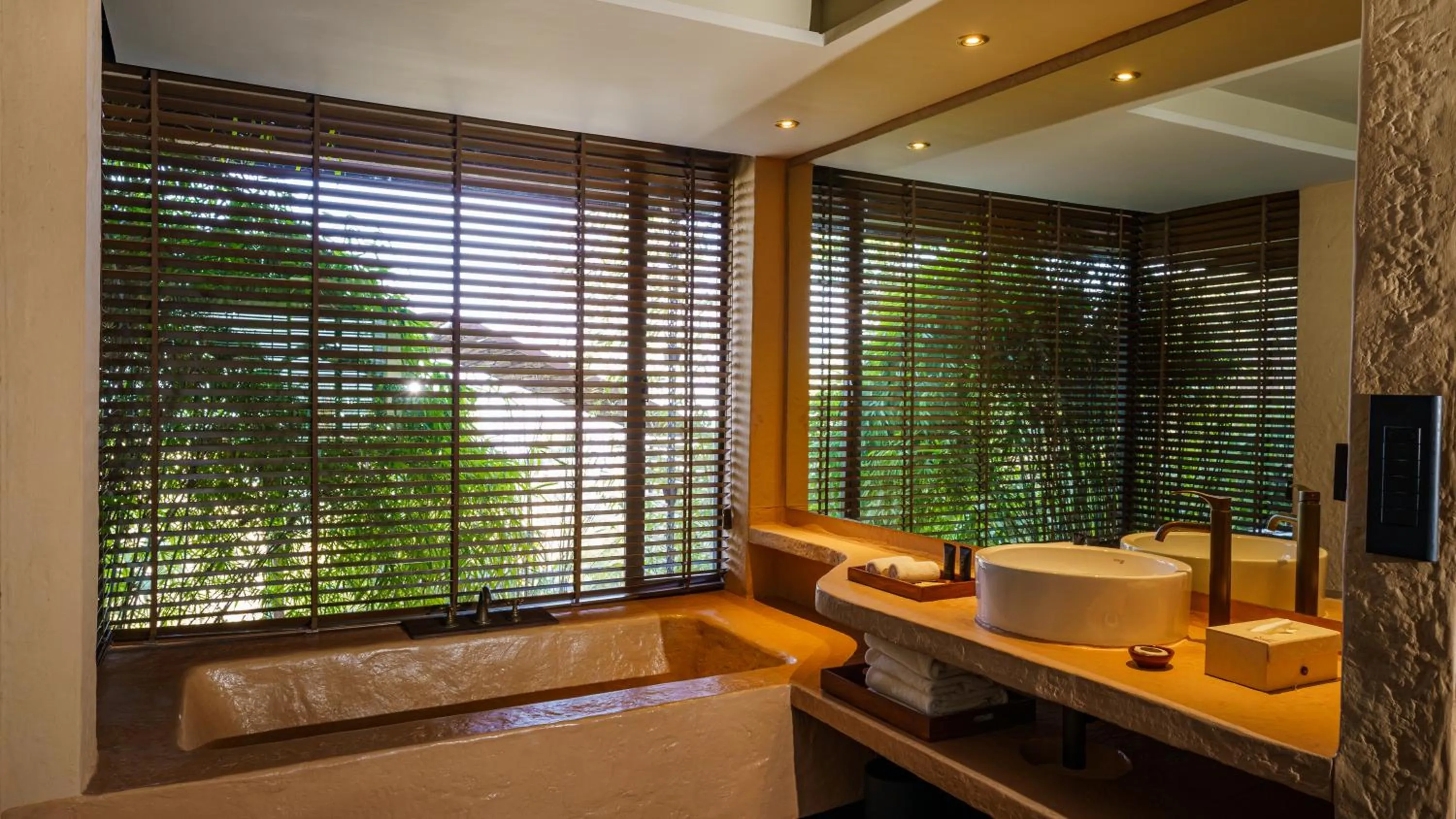 Bathroom in Kavya Himalayas