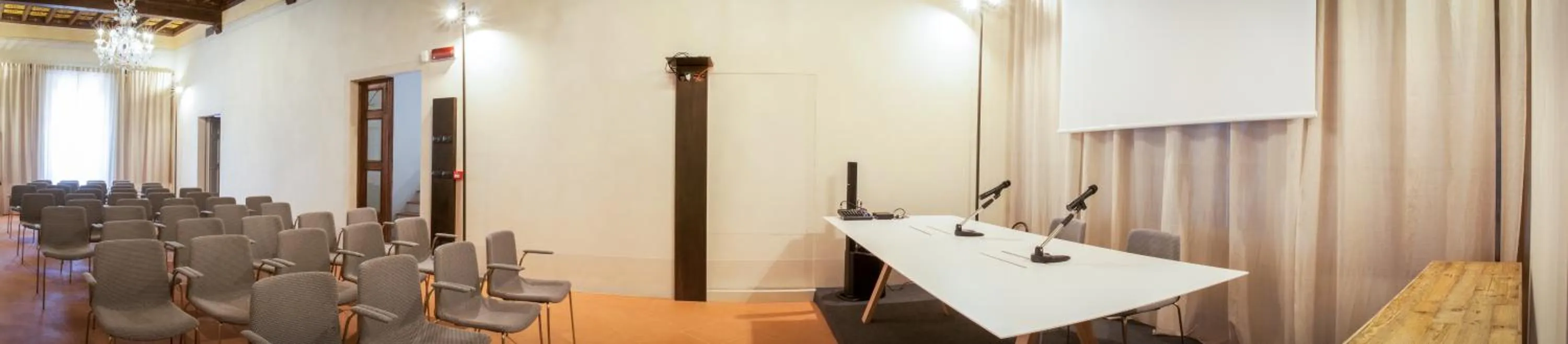 Business facilities in Hotel Villa Nabila