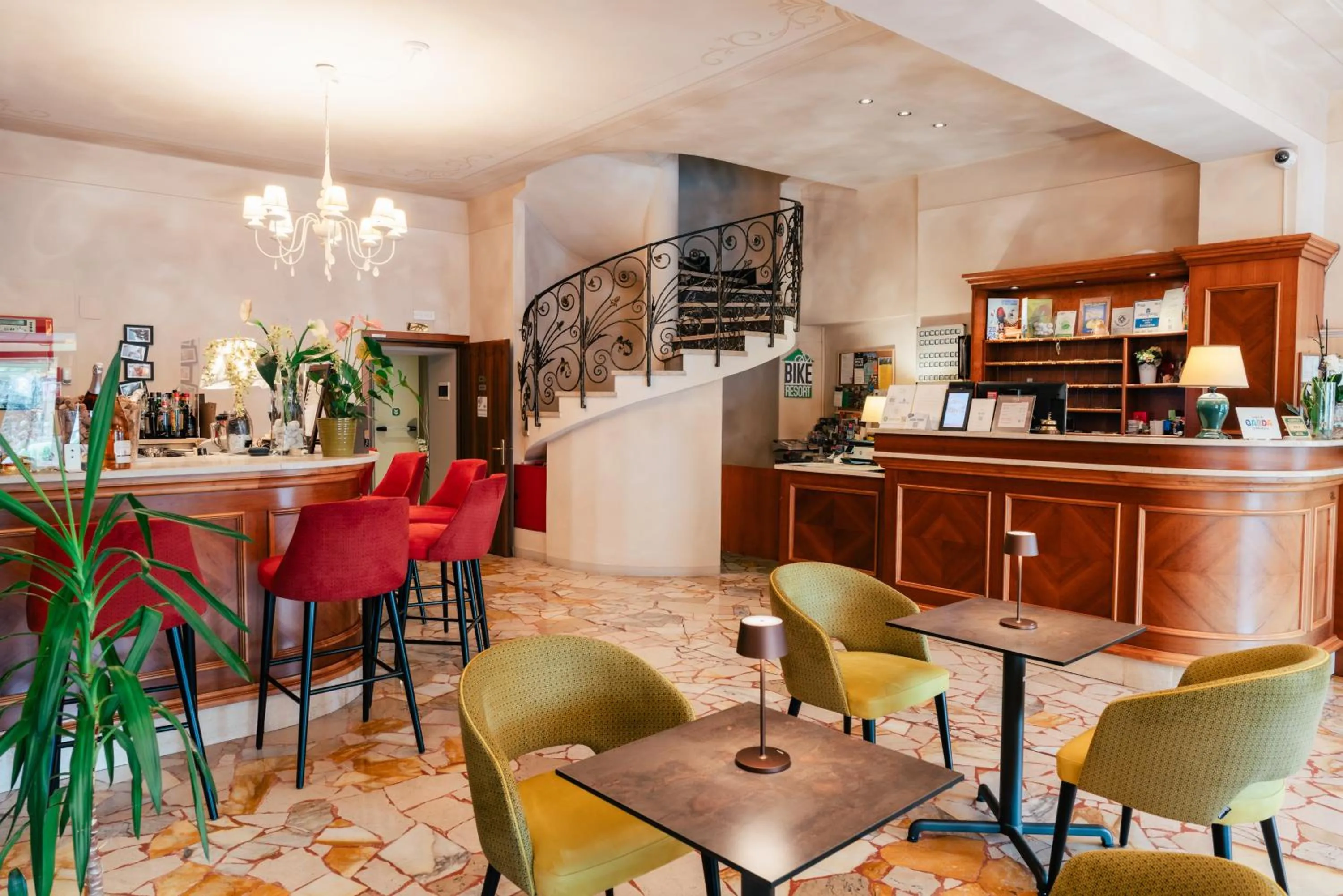 Lobby or reception in Hotel Eden Salò