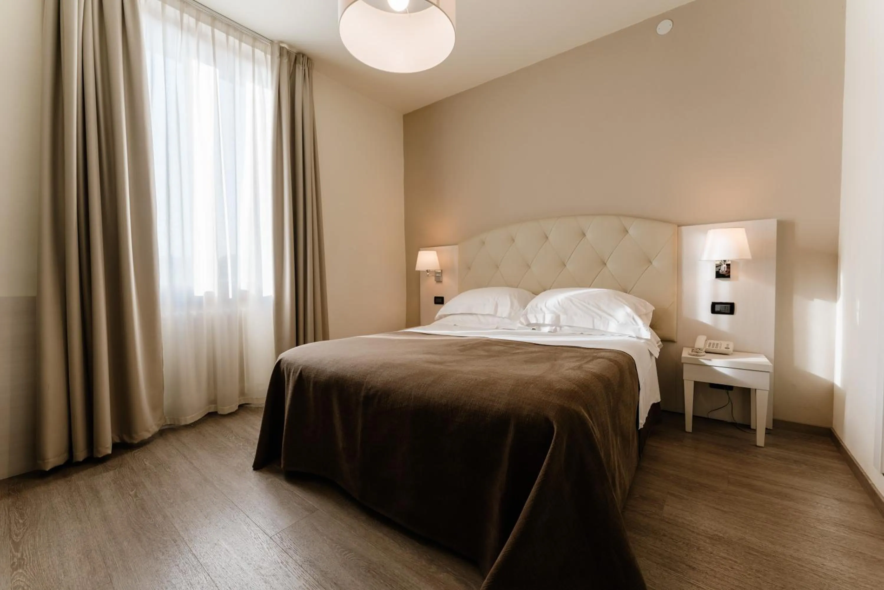 Bed in Hotel Eden Salò