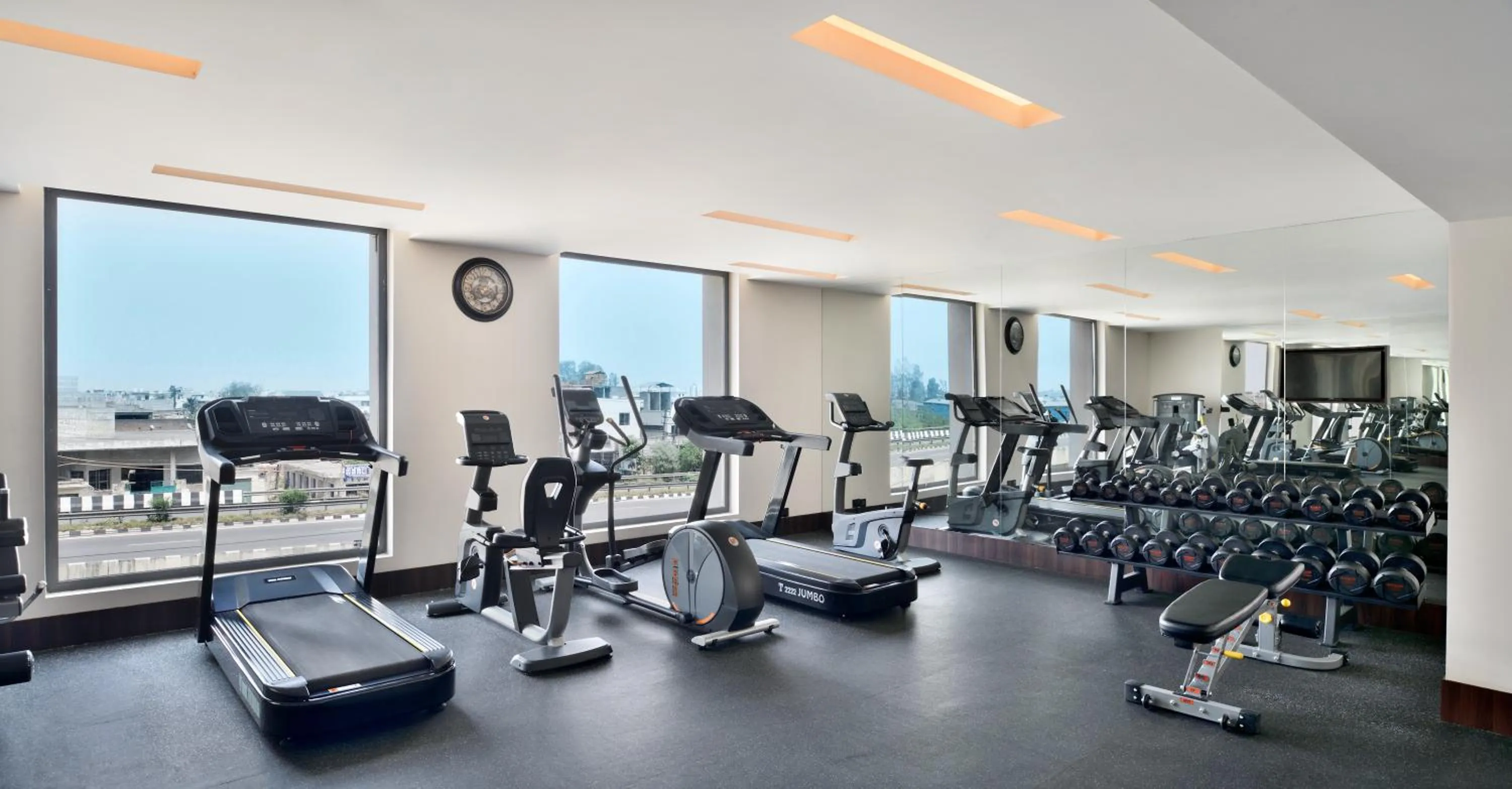 Fitness centre/facilities in Golden Tulip Jalandhar