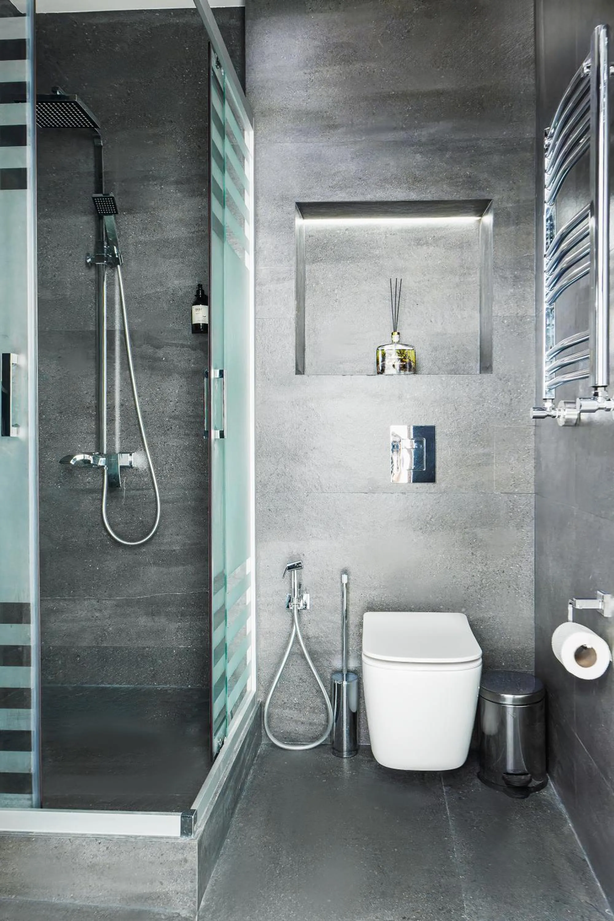 Shower in Grand Nur Hotel