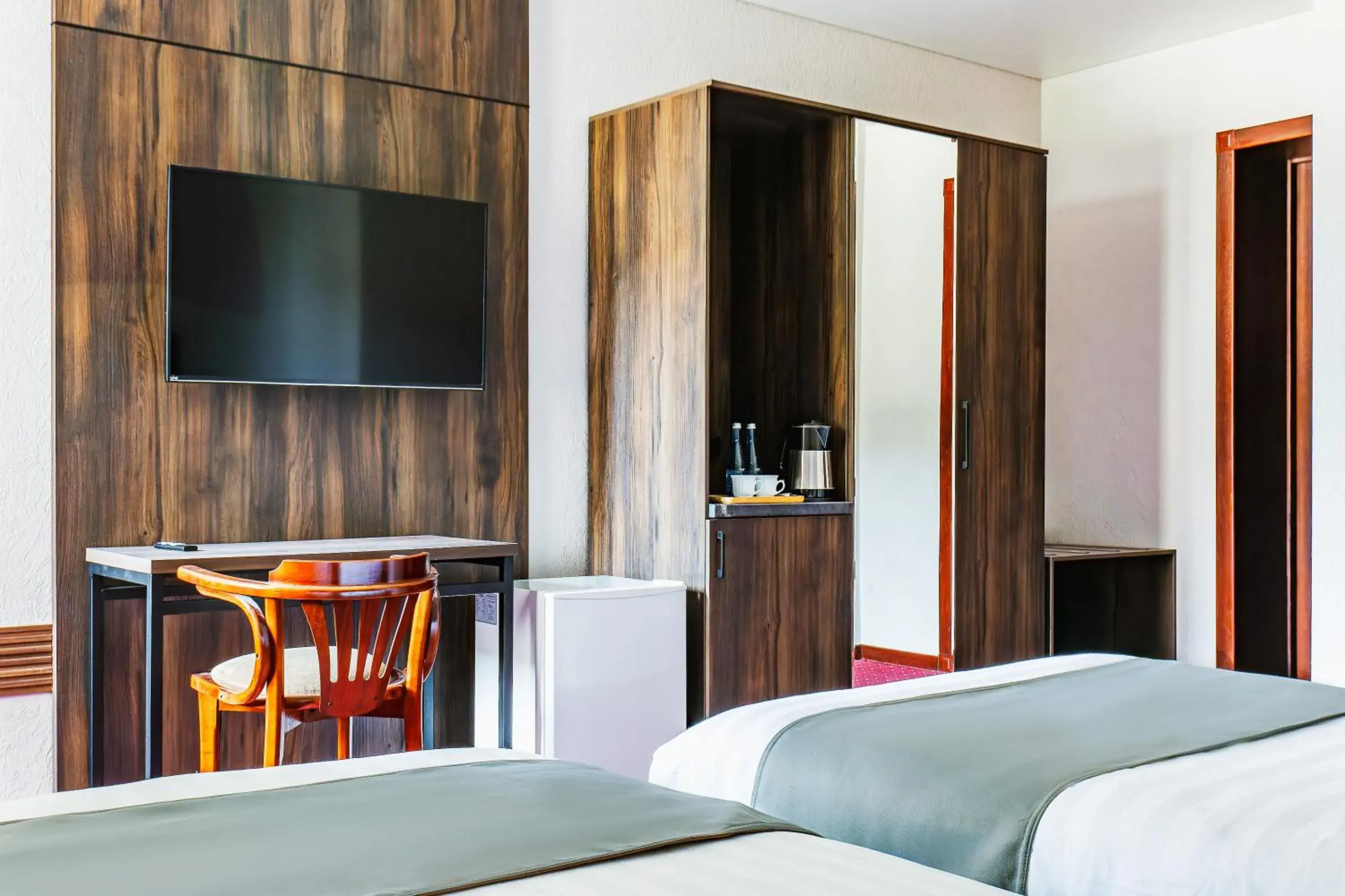 Standard Twin Room - single occupancy in Grand Nur Hotel Standard Twin Room - single occupancy in Grand Nur Hotel