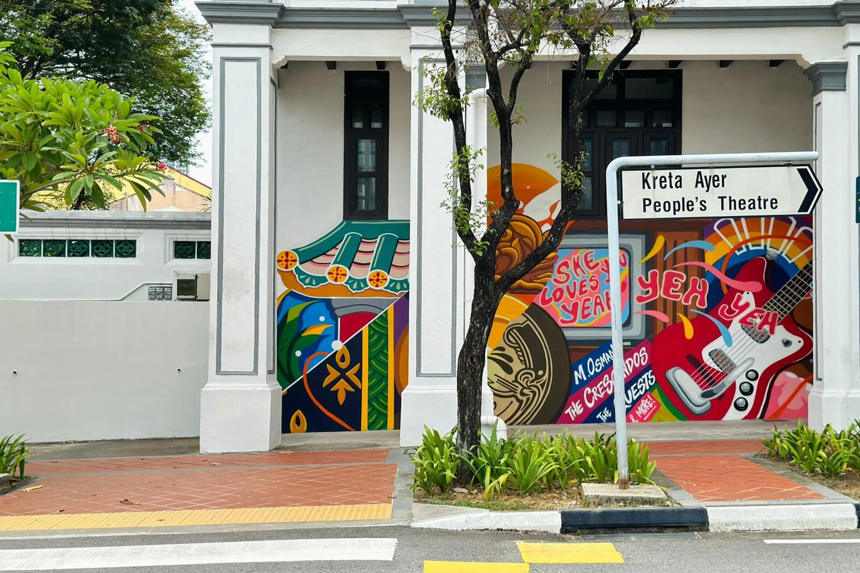 Nearby landmark in Rucksack Inn Temple Street