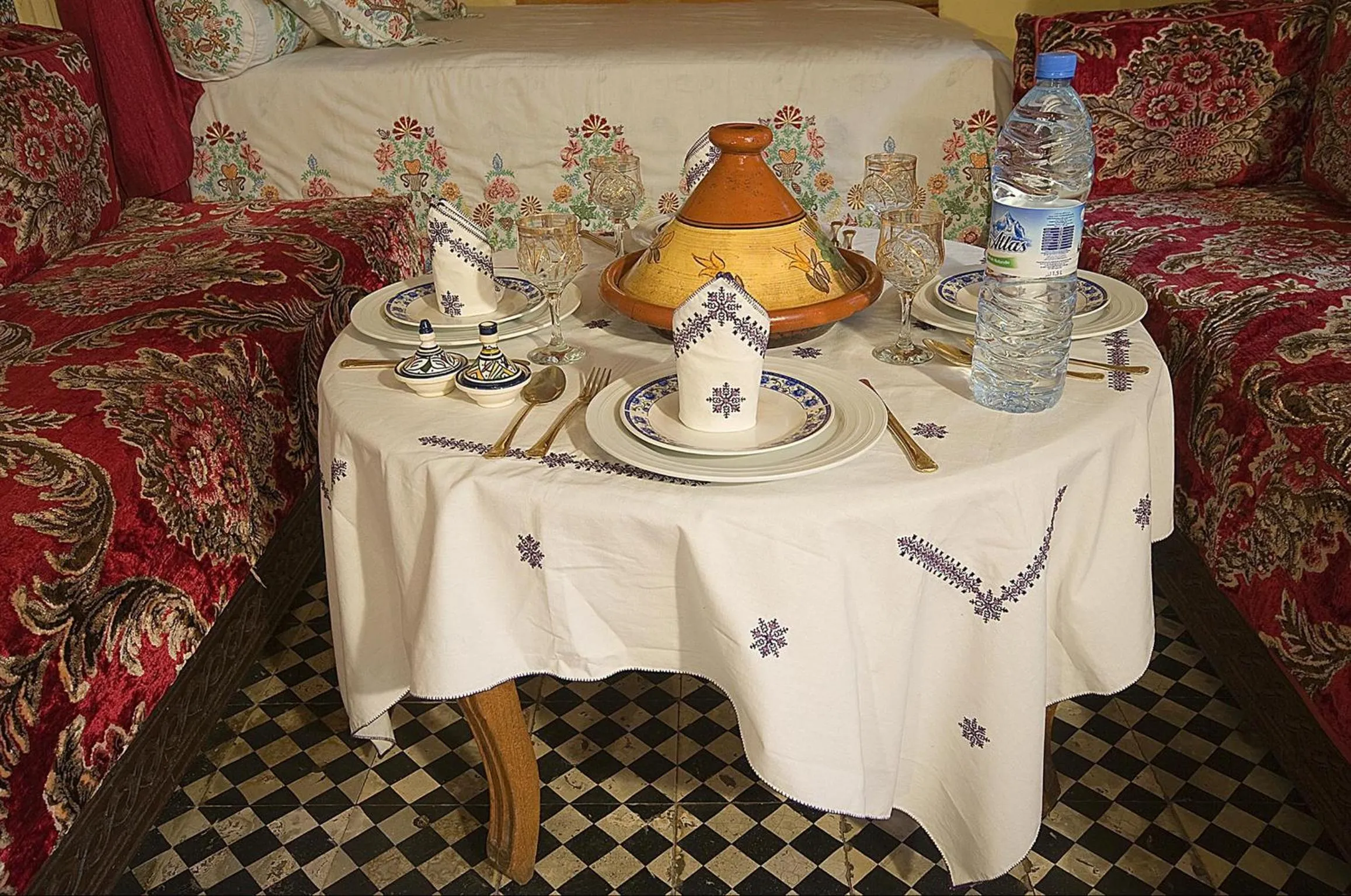 Restaurant/places to eat in Riad Dar Jabador