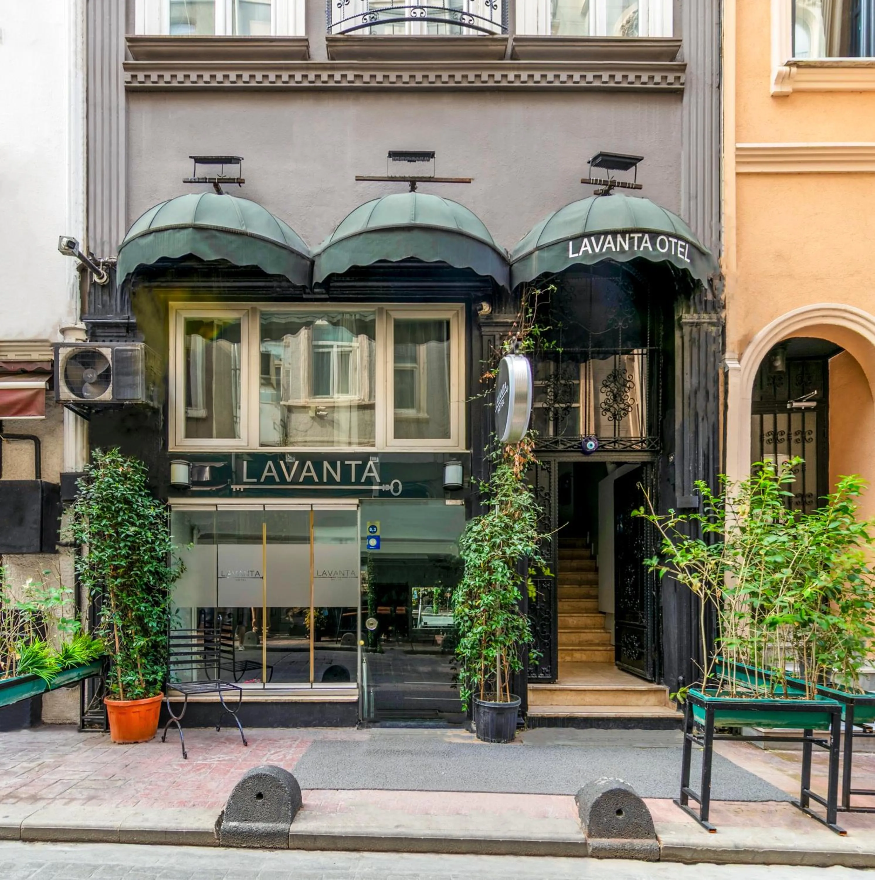 Property building in Lavanta Hotel