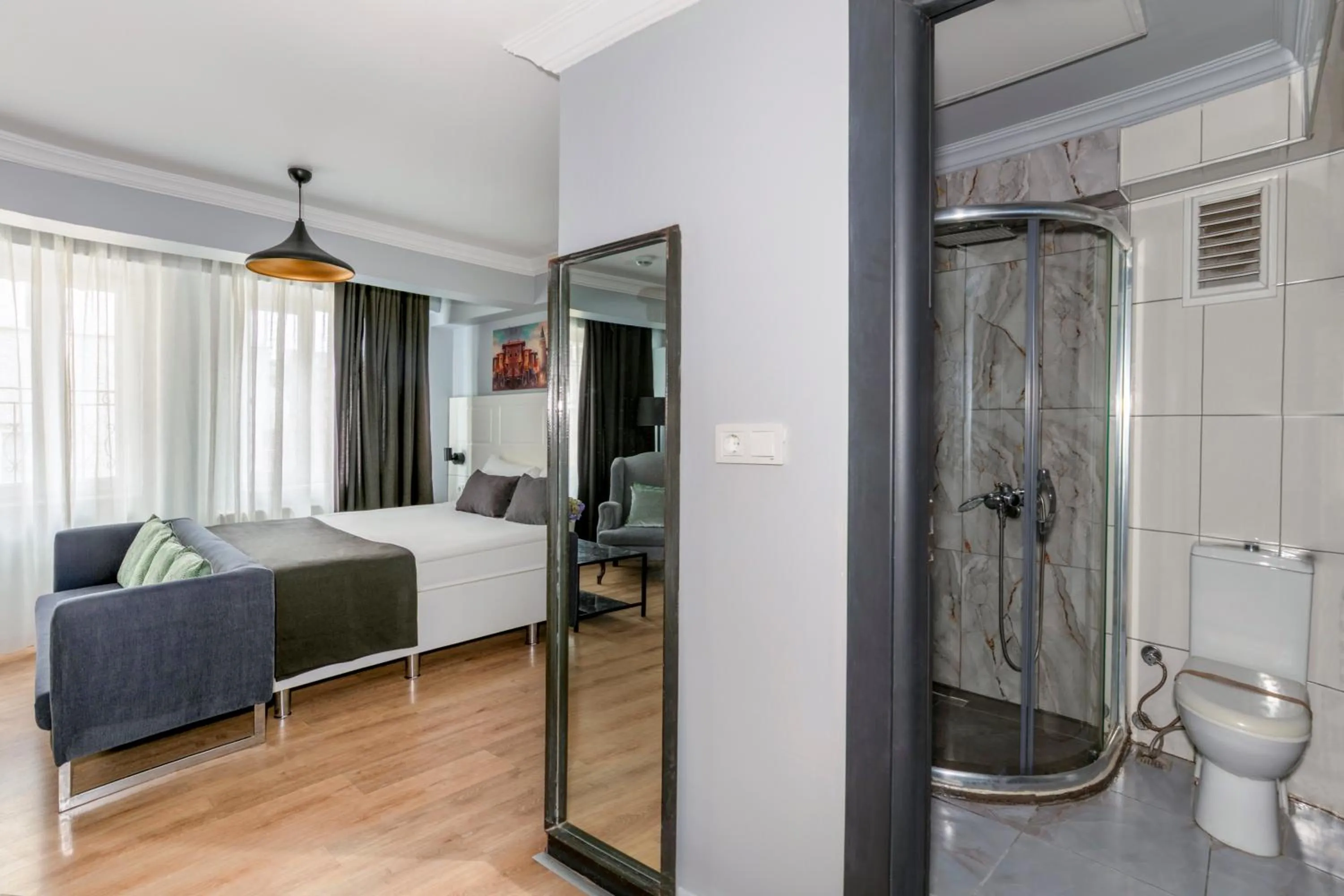 Shower, Bed in Lavanta Hotel