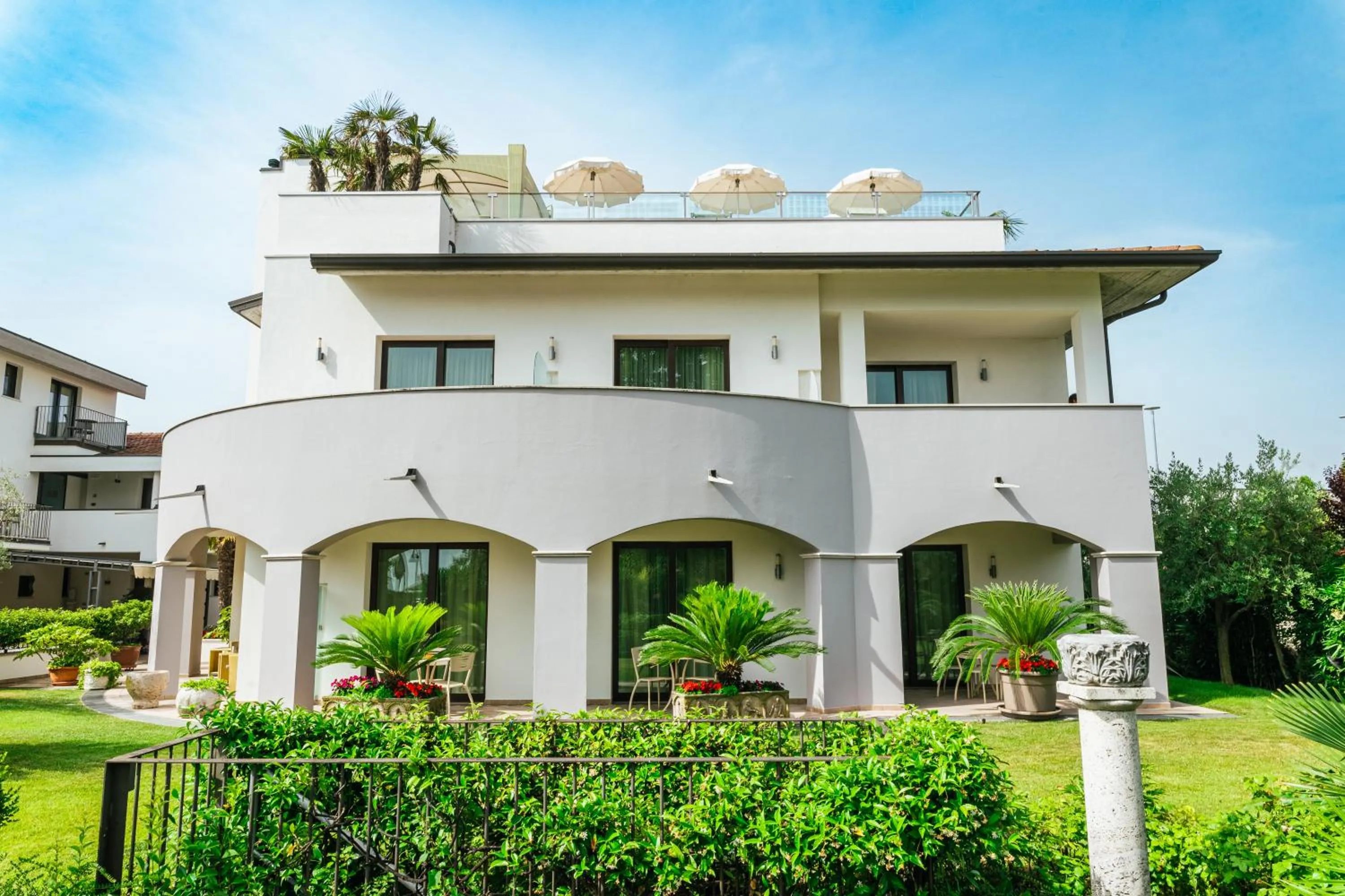 Property building in Hotel Arena