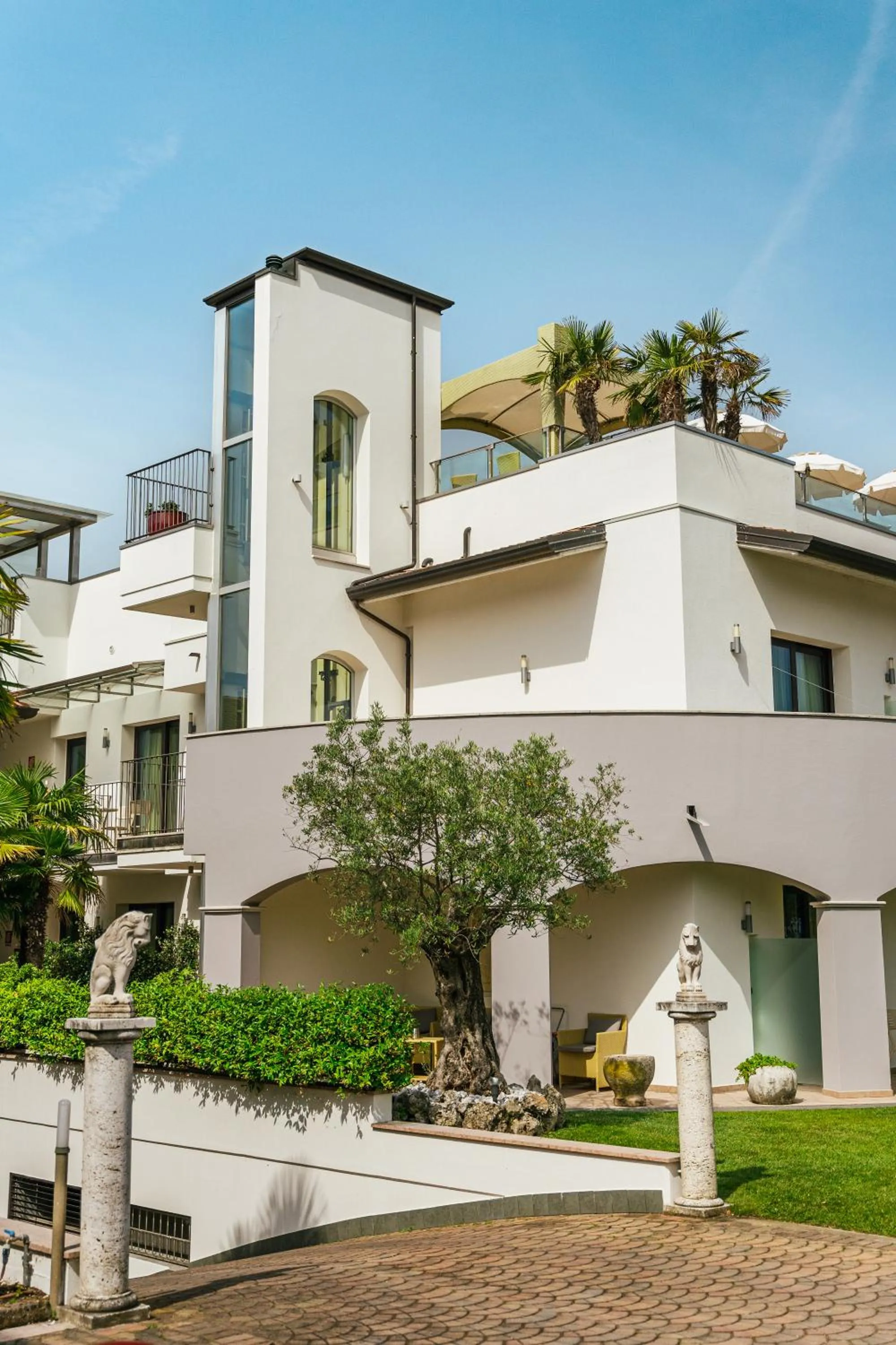 Property building in Hotel Arena