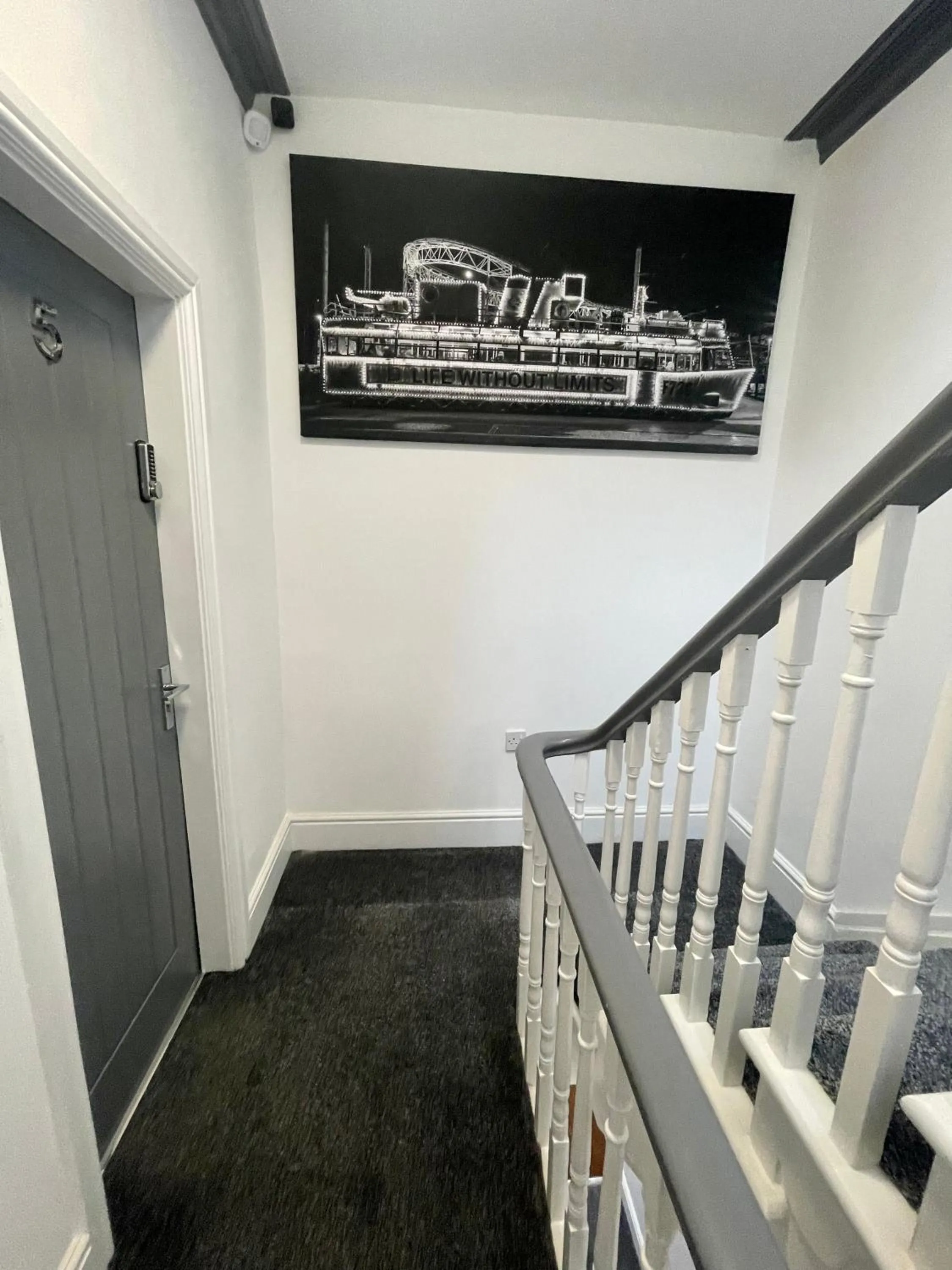 Lobby or reception in Osborne hot tub and jacuzzi suites