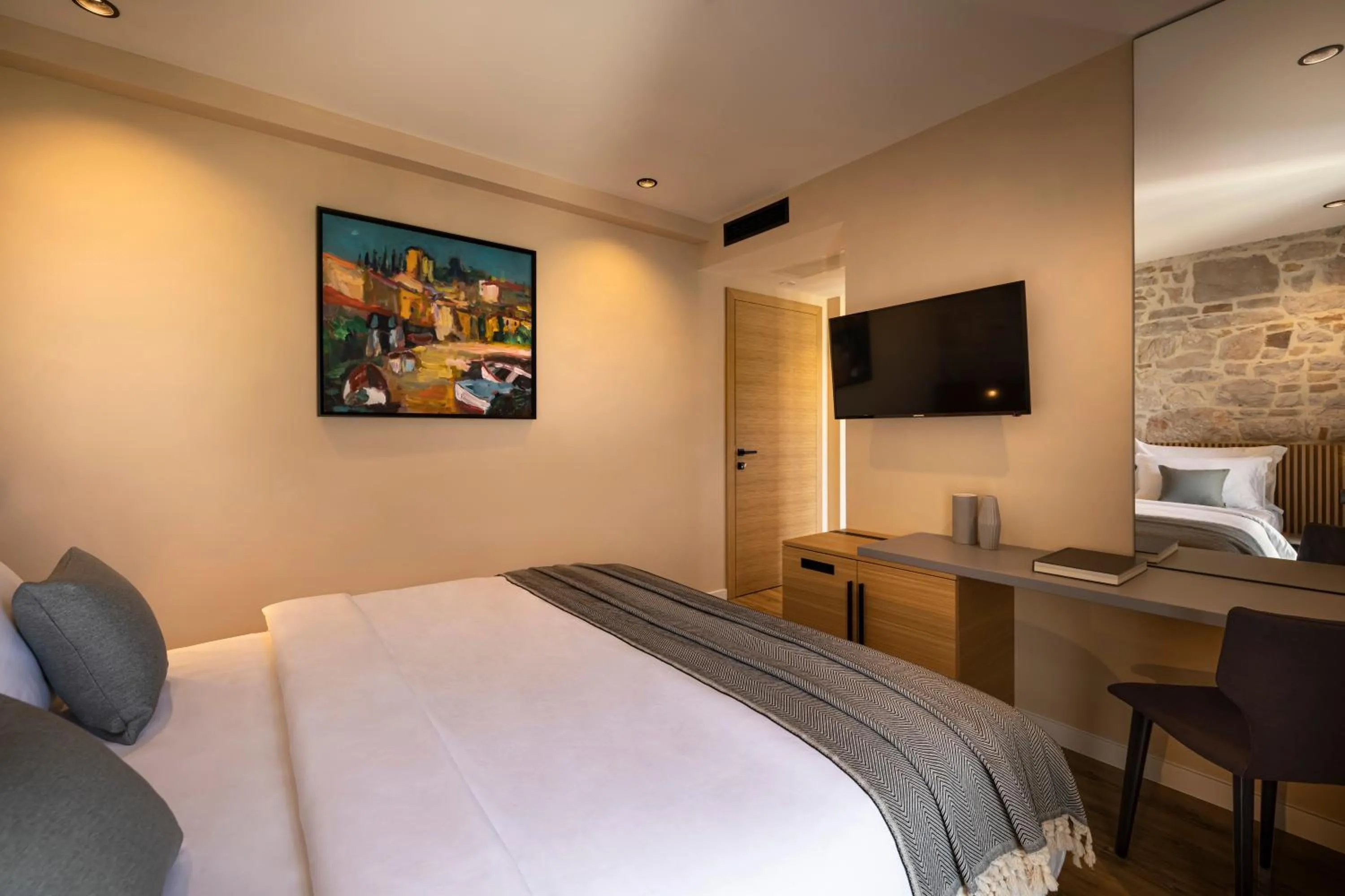 Photo of the whole room, Bed in DUNATOVI DVORI Heritage Hotel