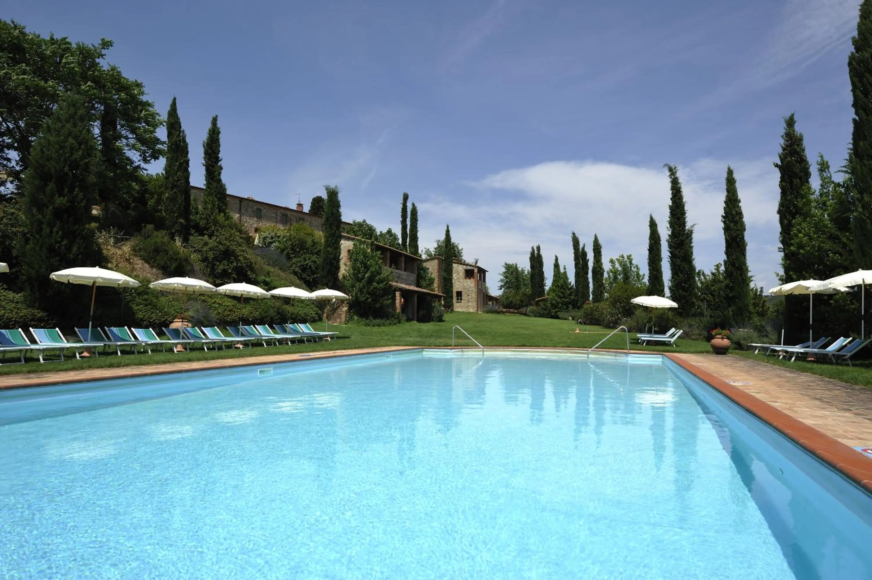 Swimming pool in Hotel Borgo Casabianca