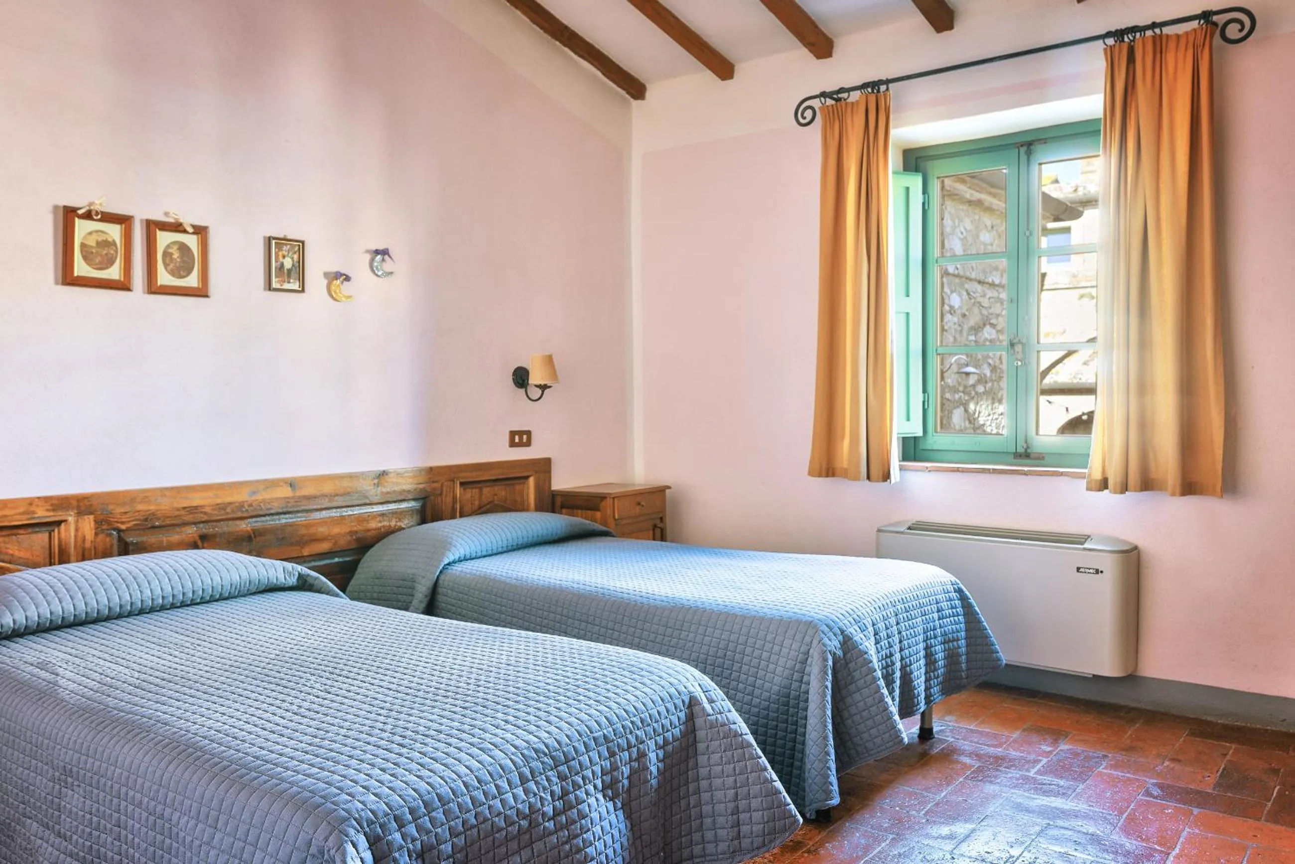 Bedroom in Hotel Borgo Casabianca