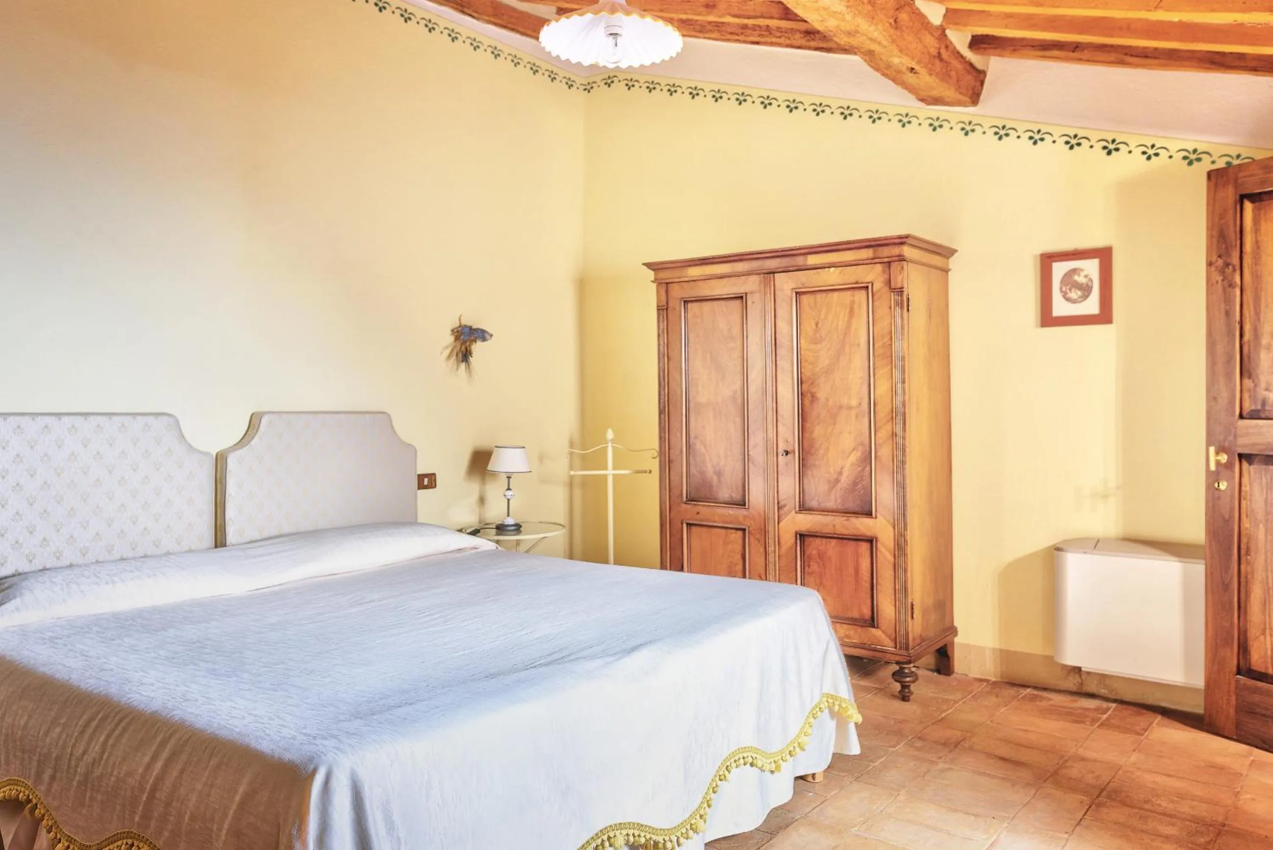 Bedroom in Hotel Borgo Casabianca